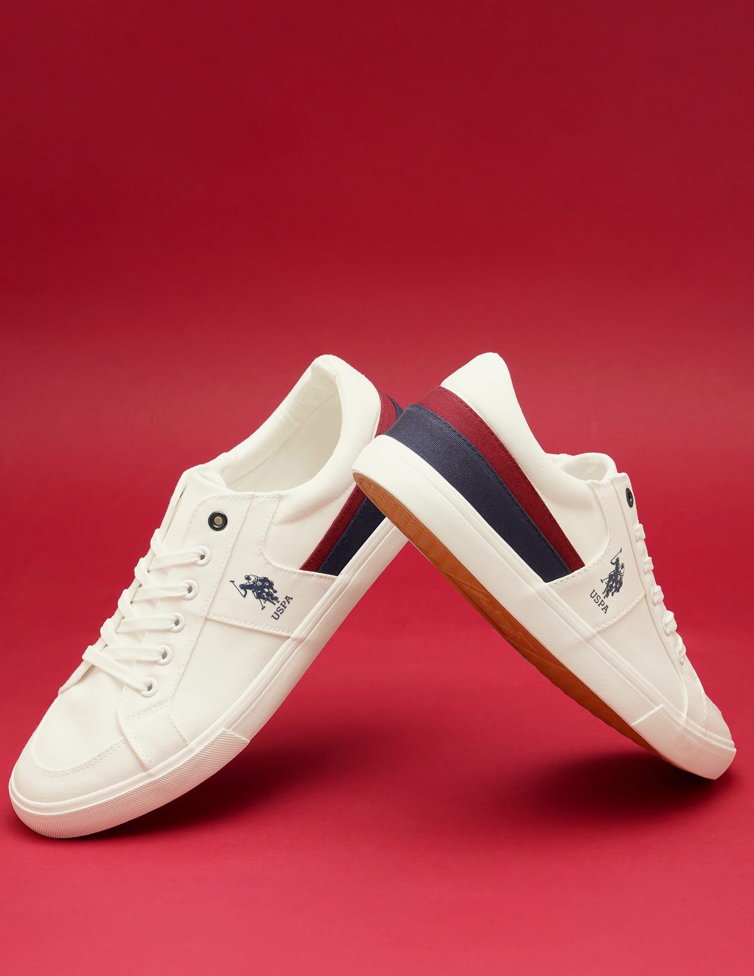 Men Clarkin 4.0 Colourblocked Sneakers Off White - U.S. Polo Assn. India | Large