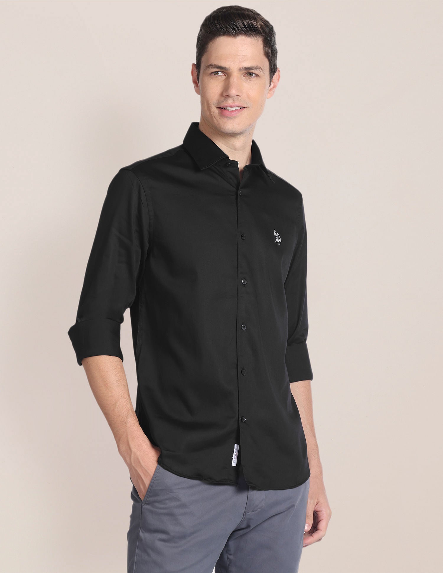 Cutaway Collar Solid Shirt