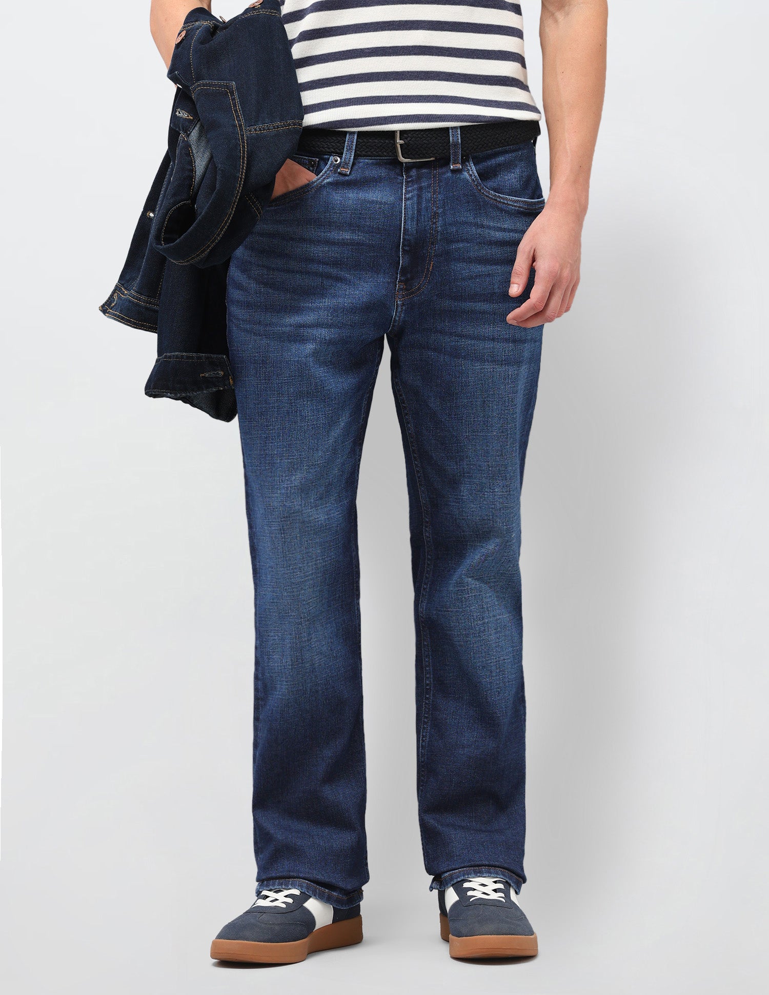 Connor Bootcut Fit Blue Jeans