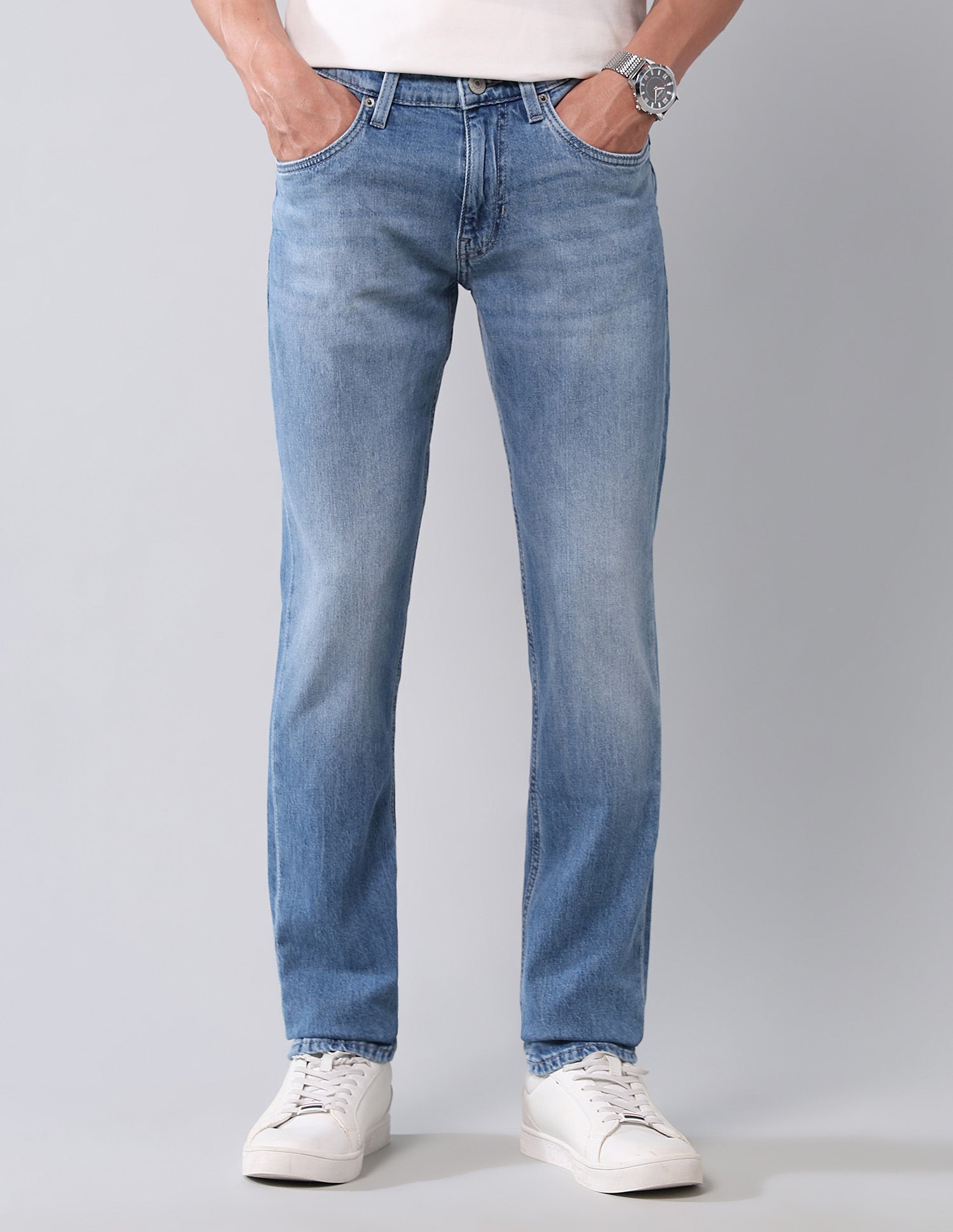 Brandon Slim Tapered Fit Vintage Jeans Mid Wash - U.S. Polo Assn. India | Large
