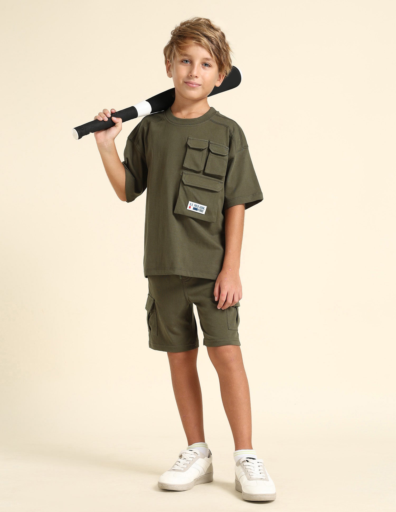Boys Solid Regular Fit T-Shirt
