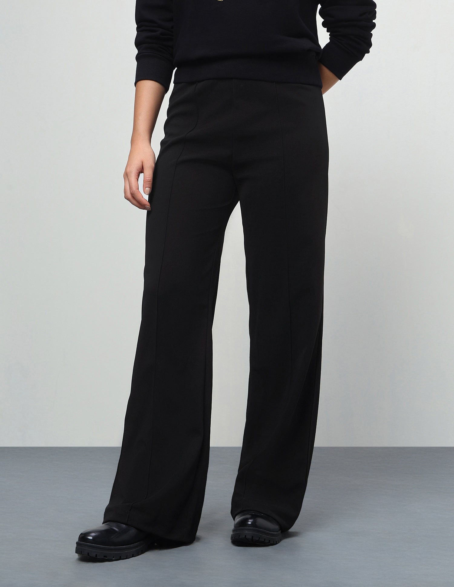 High Rise Wide Leg Fit Sweatpants Black - U.S. Polo Assn. India | Large