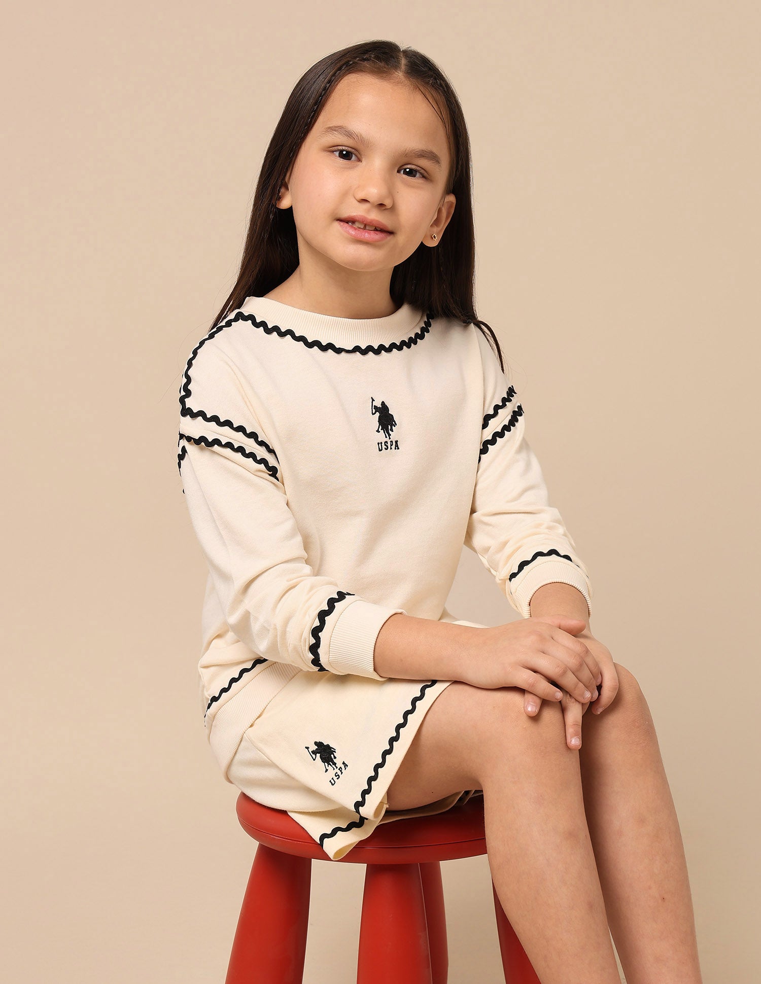 Girls Solid Comfort Fit Sweatshirt