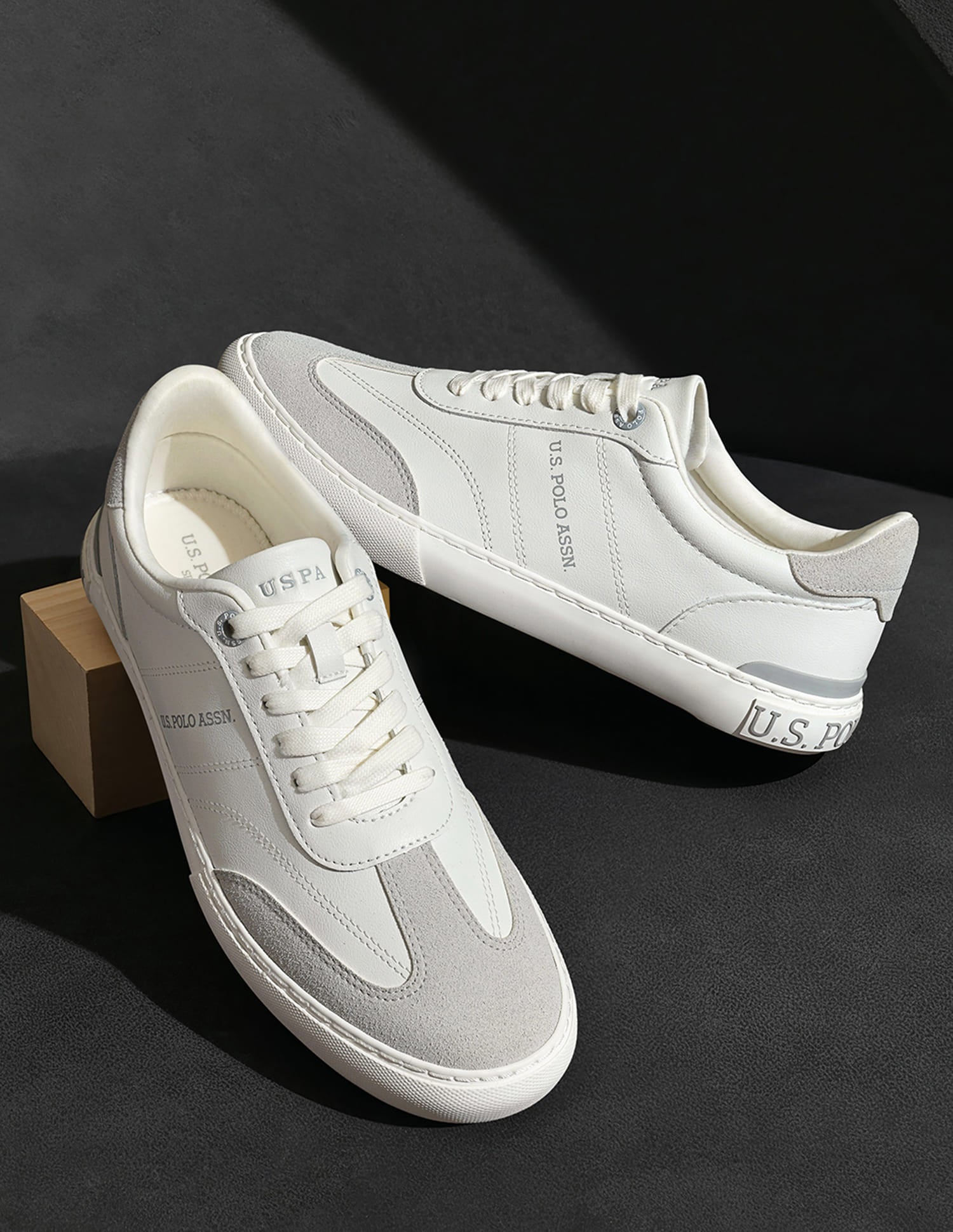 Men Colourblocked Gian 3.0 Sneakers Off White - U.S. Polo Assn. India | Large