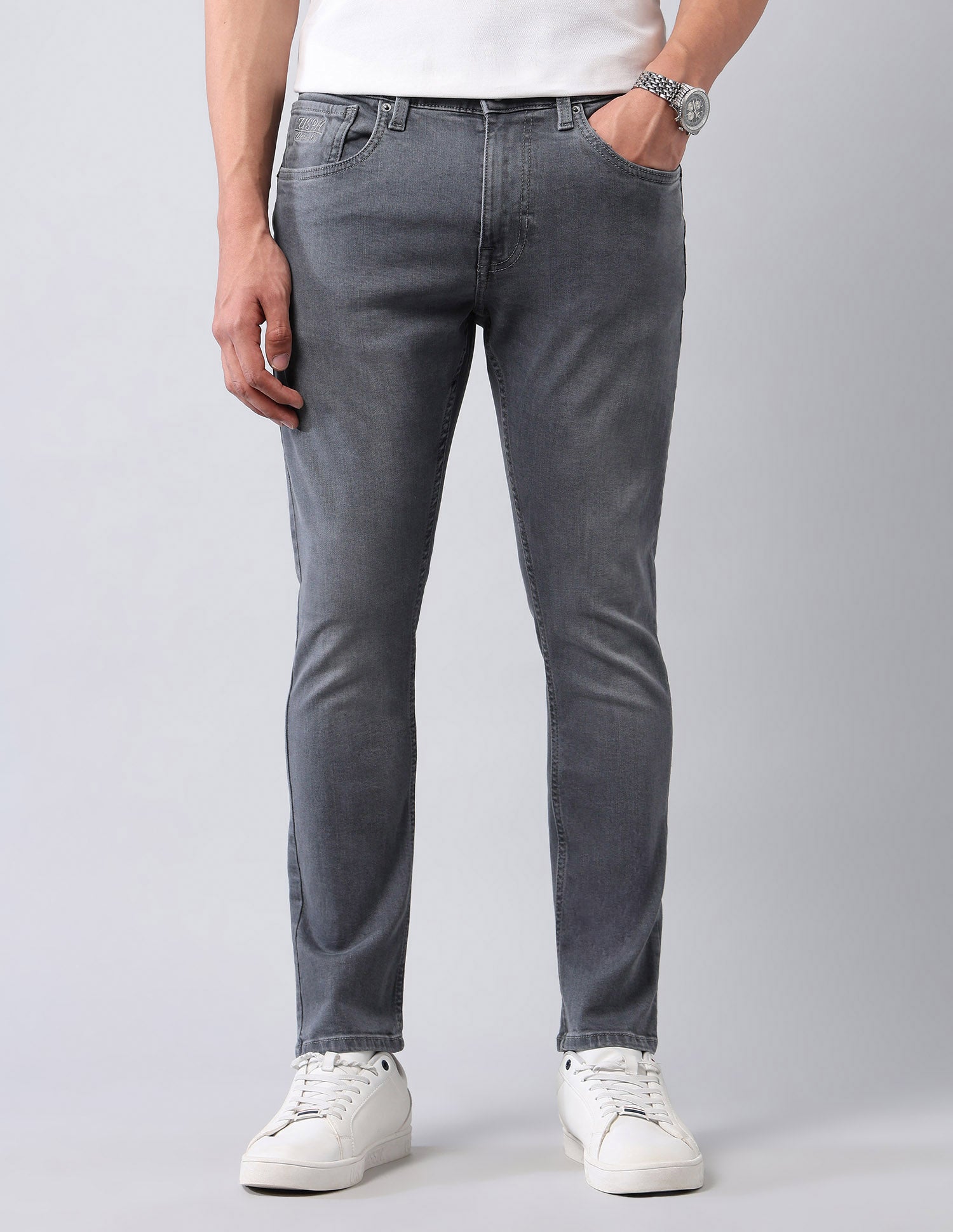 Henry Tapered Fit Black Jeans