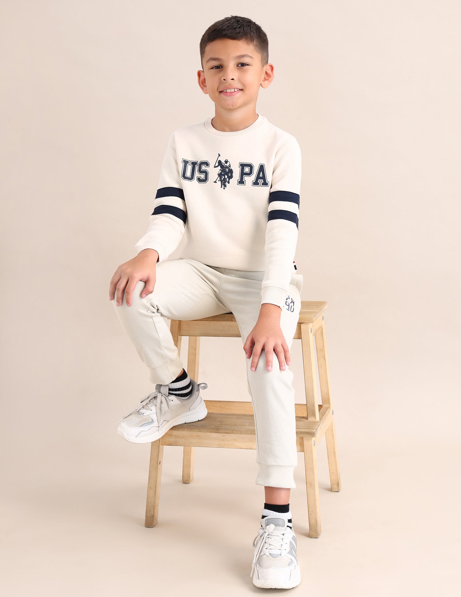 Boys Brand Printed Regular Fit Sweatshirt