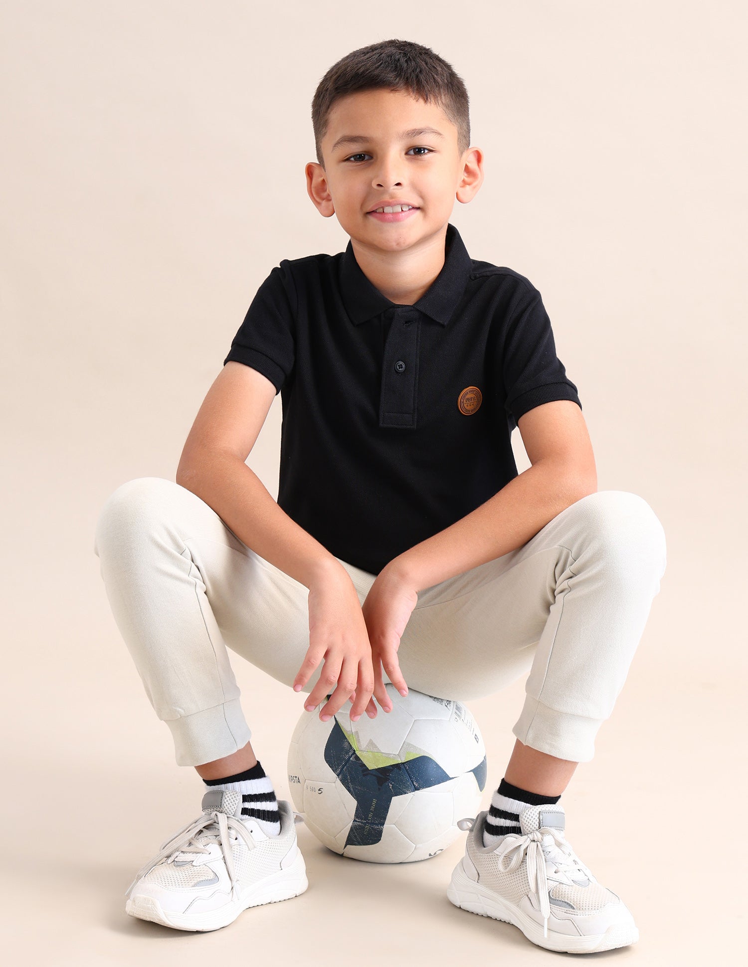 Boys Solid Regular Fit T-Shirt