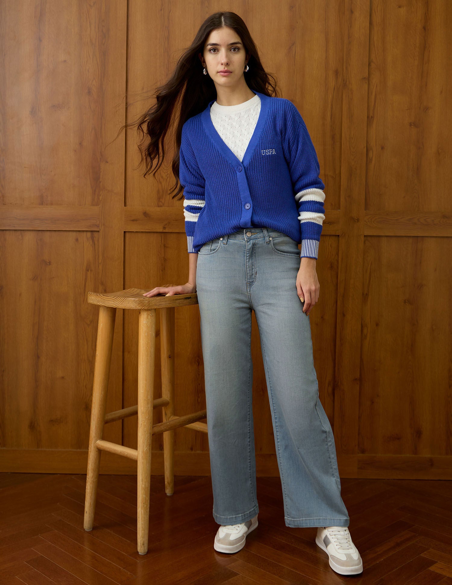 High Rise Wide Leg Fit Jeans