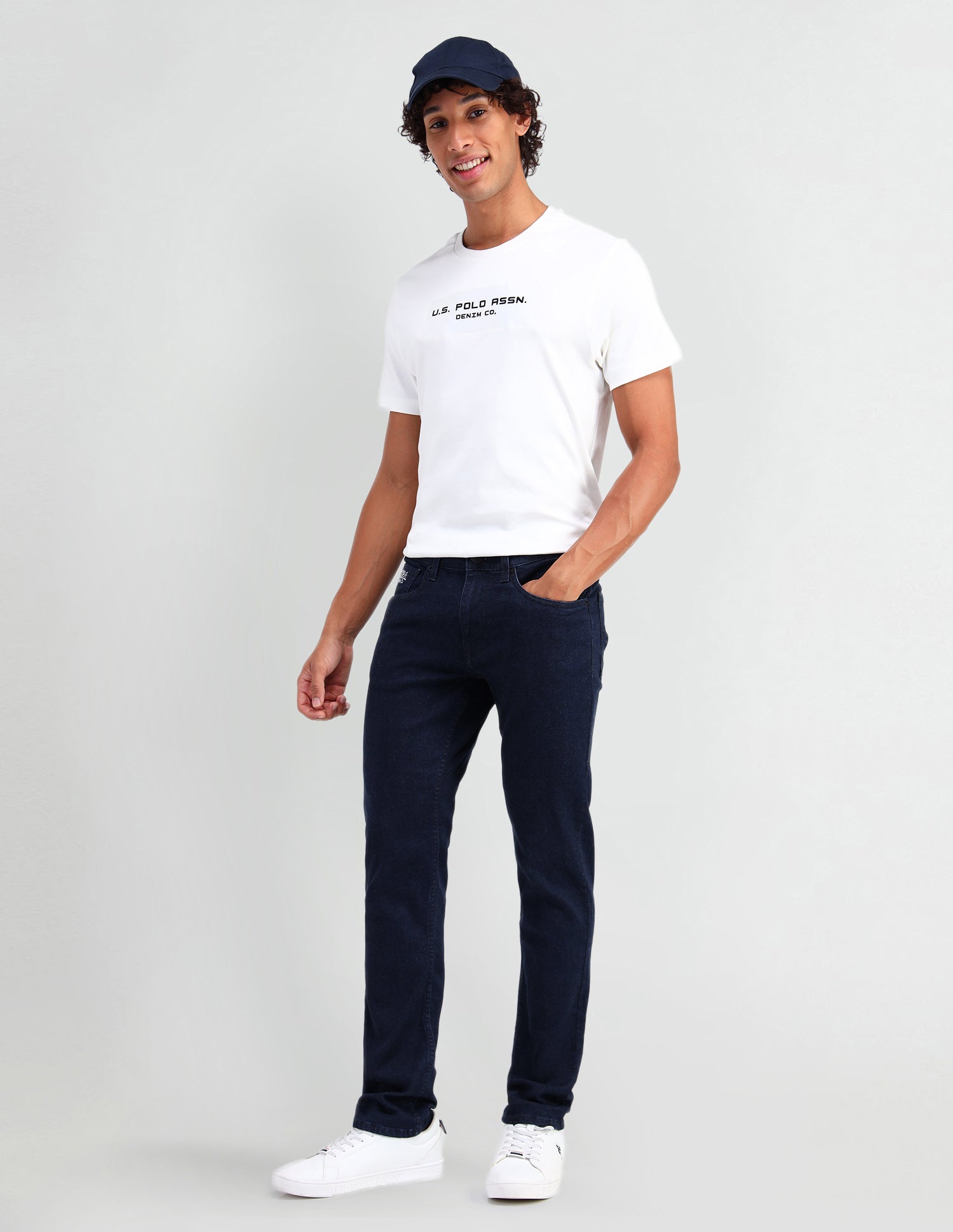 Brandon Slim Tapered Fit Blue Jeans Blue - U.S. Polo Assn. India | Large