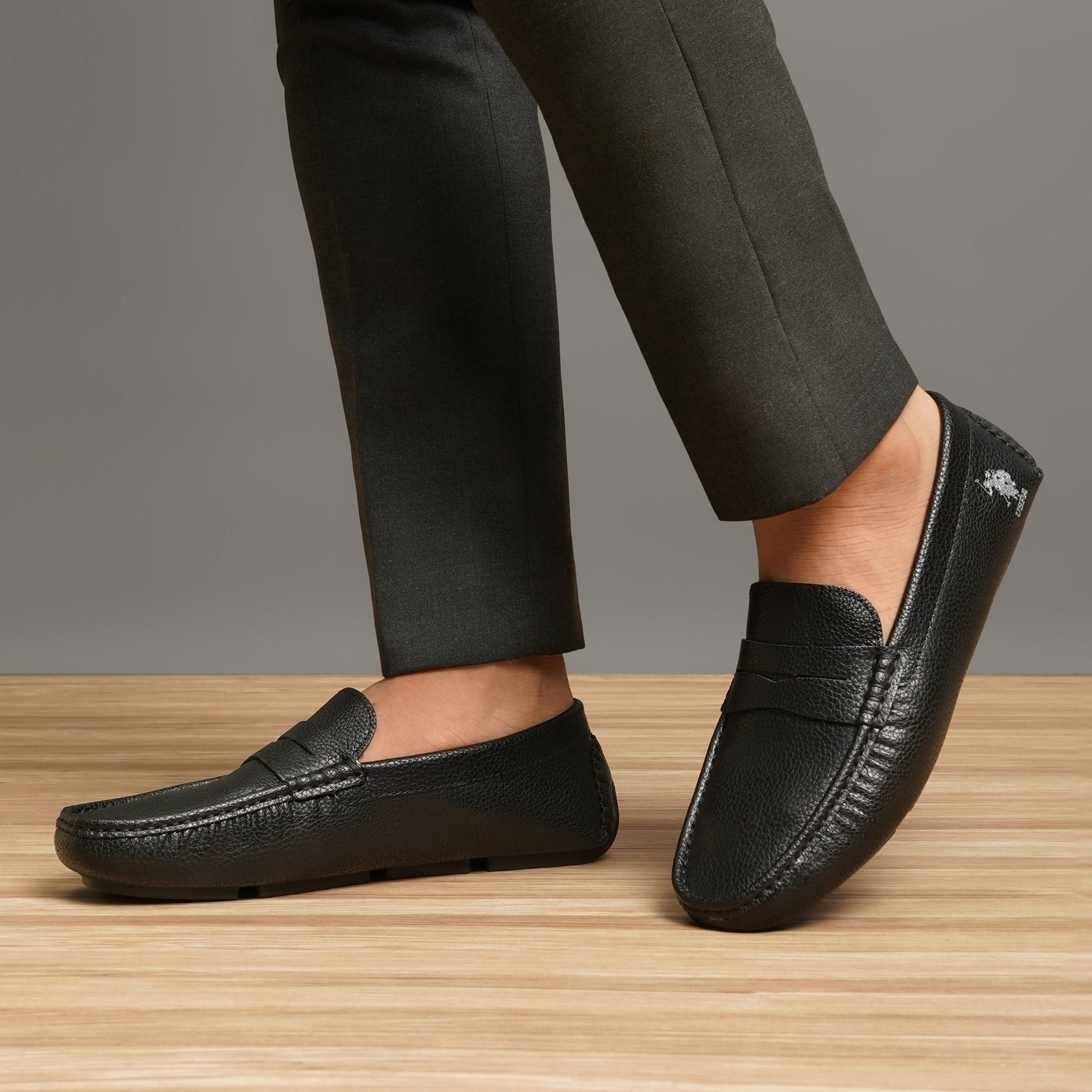 Men Kiger 2.0 Textured Loafers Black - U.S. Polo Assn. India | Large