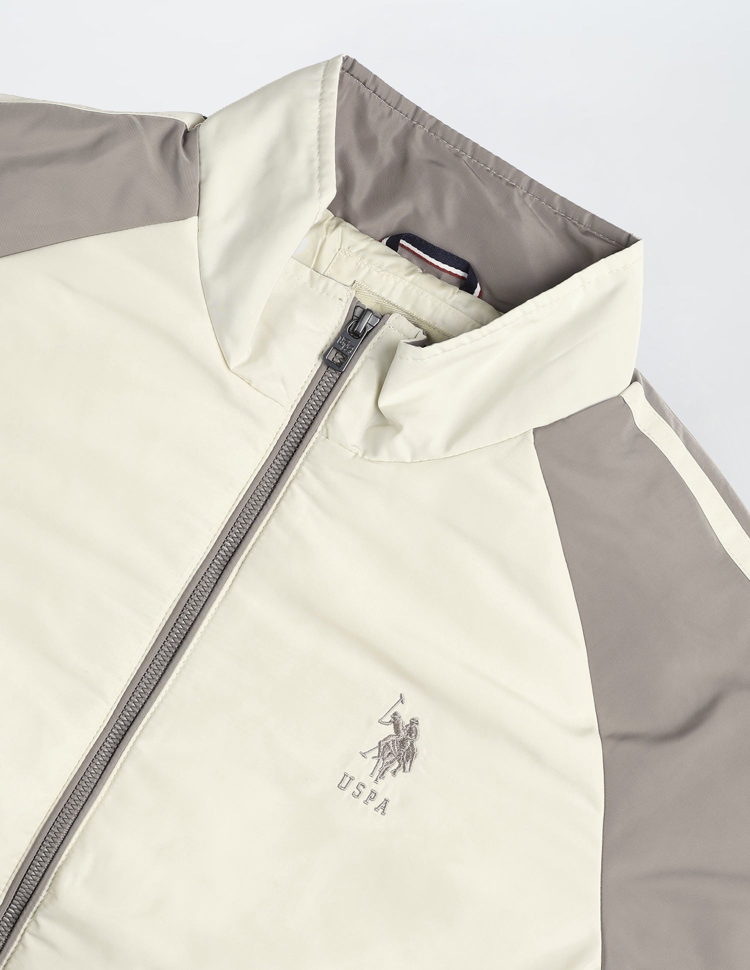 Colour Blocked Regular Fit Puffer Jacket Ivory - U.S. Polo Assn. India | Large