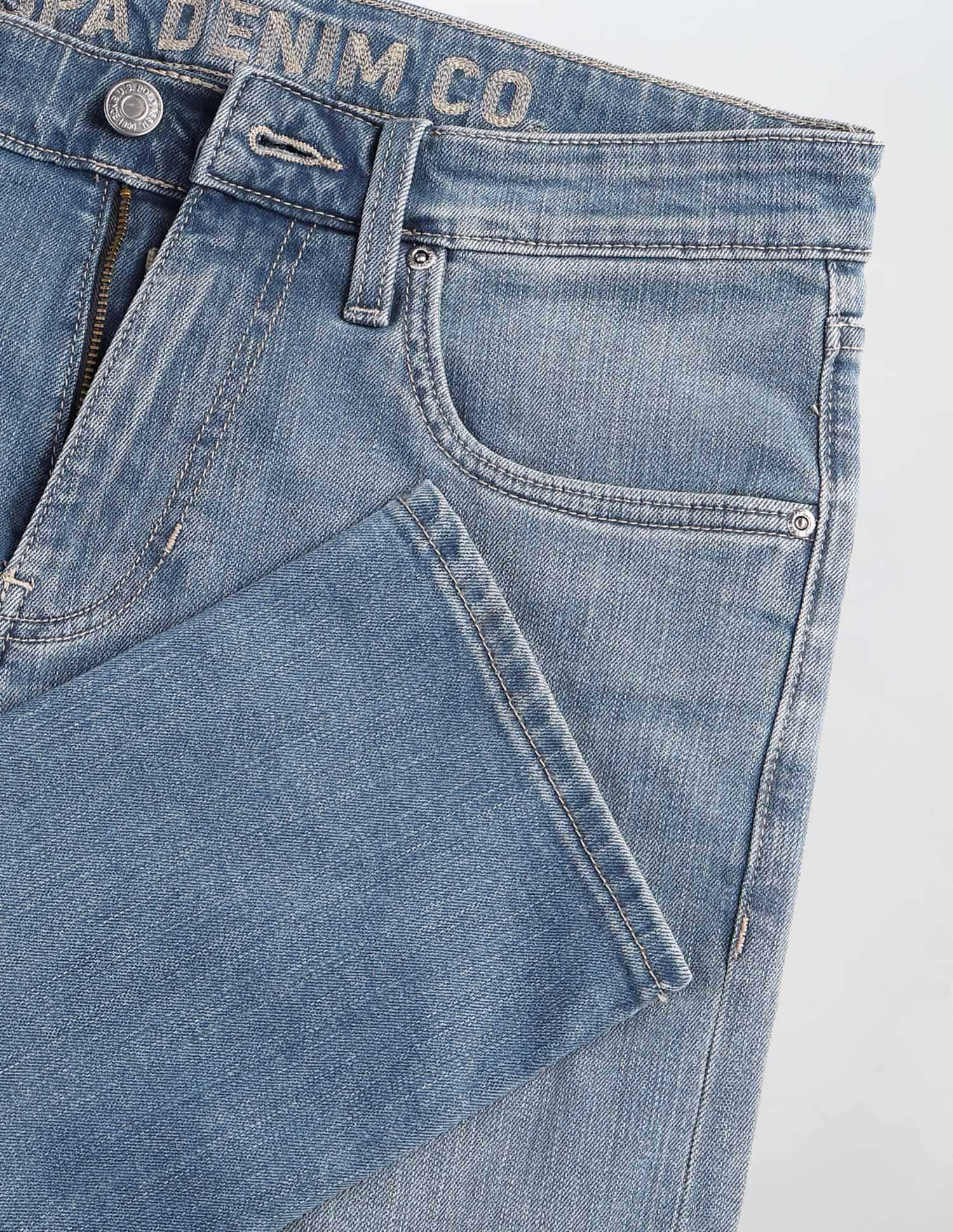 Brandon Slim Tapered Fit Blue Jeans Light Wash - U.S. POLO ASSN. | Large