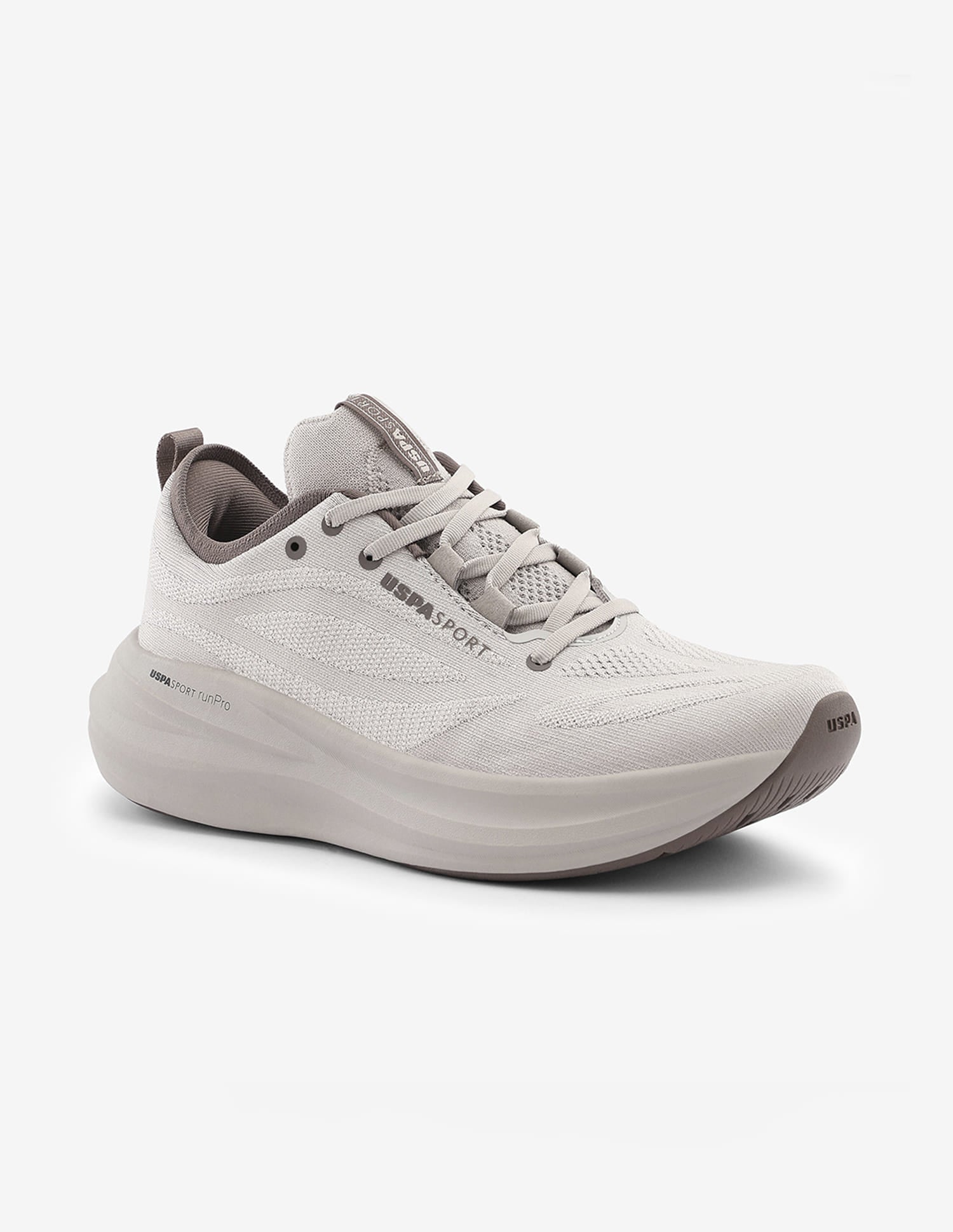 Textured Quarette Runner Shoes