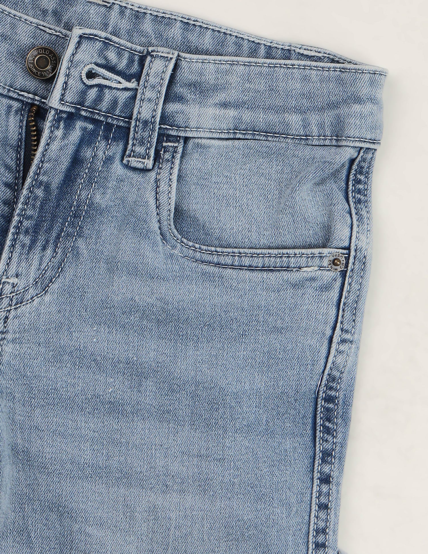 Relaxed Fit Blue Jeans Light Blue - U.S. Polo Assn. India | Large