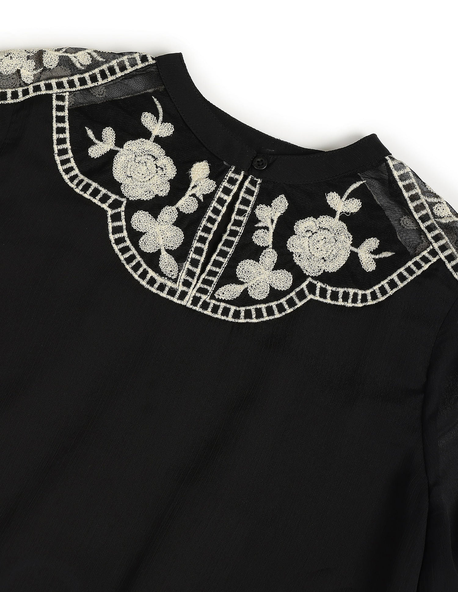 Placement Lace Embroidery Top Black - U.S. POLO ASSN. | Large