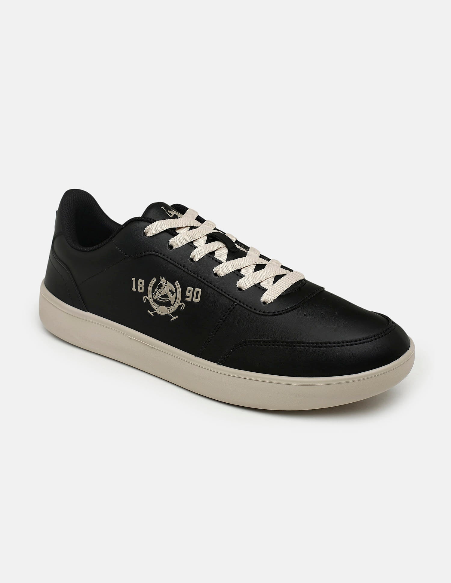 Men Lumen Solid Sneakers