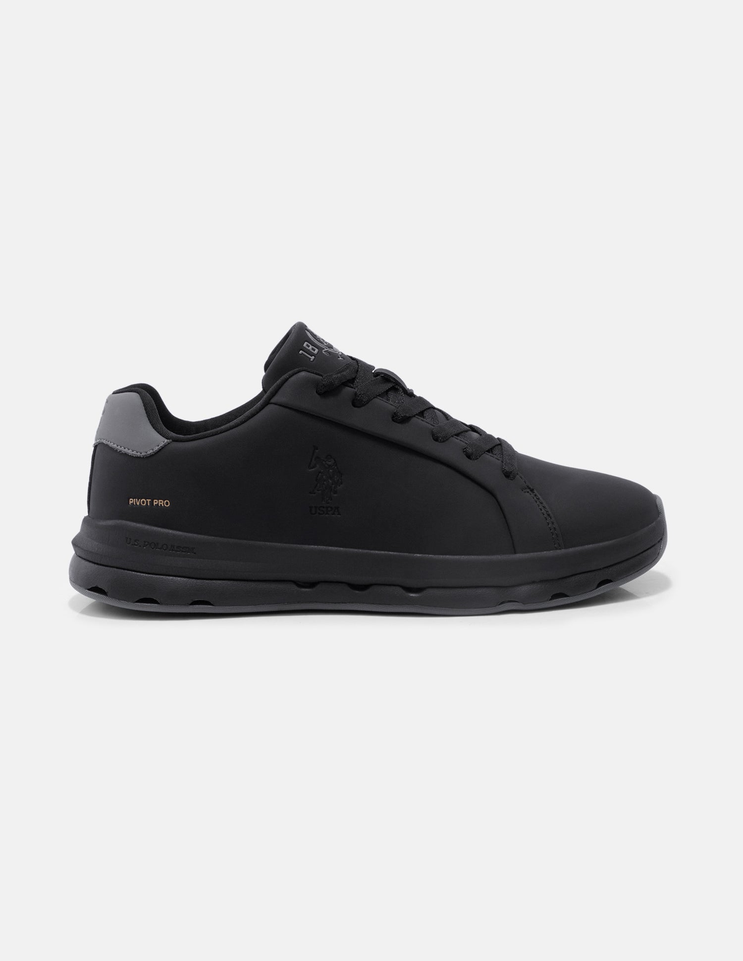 Round Toe Pivot Pro Sneakers Black - U.S. Polo Assn. India | Large