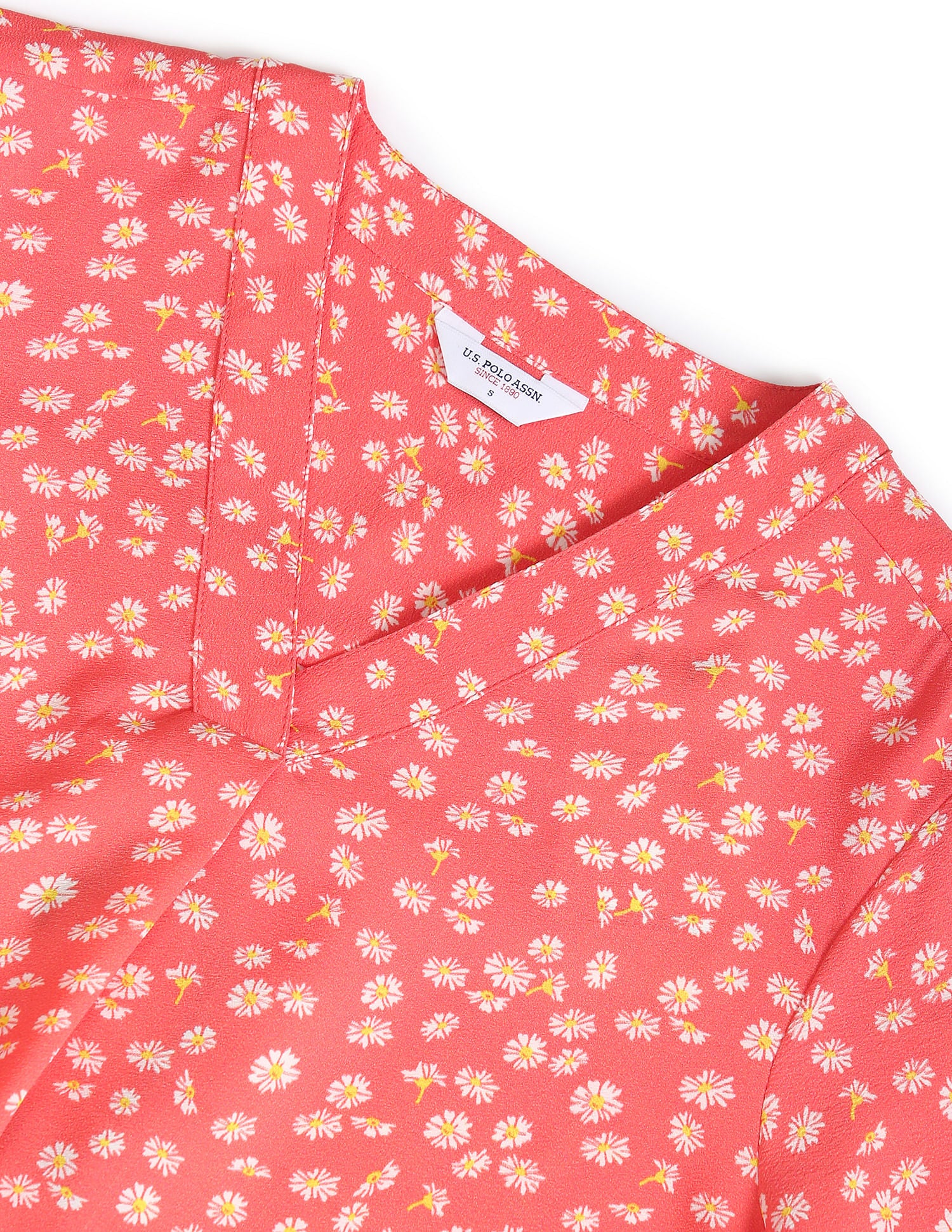 V-Neck Floral Top CORAL - U.S. Polo Assn. India | Large