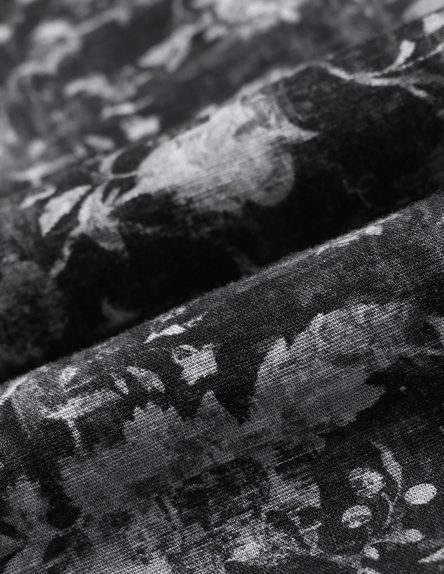Tailored Fit Floral Shirt Charcoal-Grey - U.S. Polo Assn. India | Large