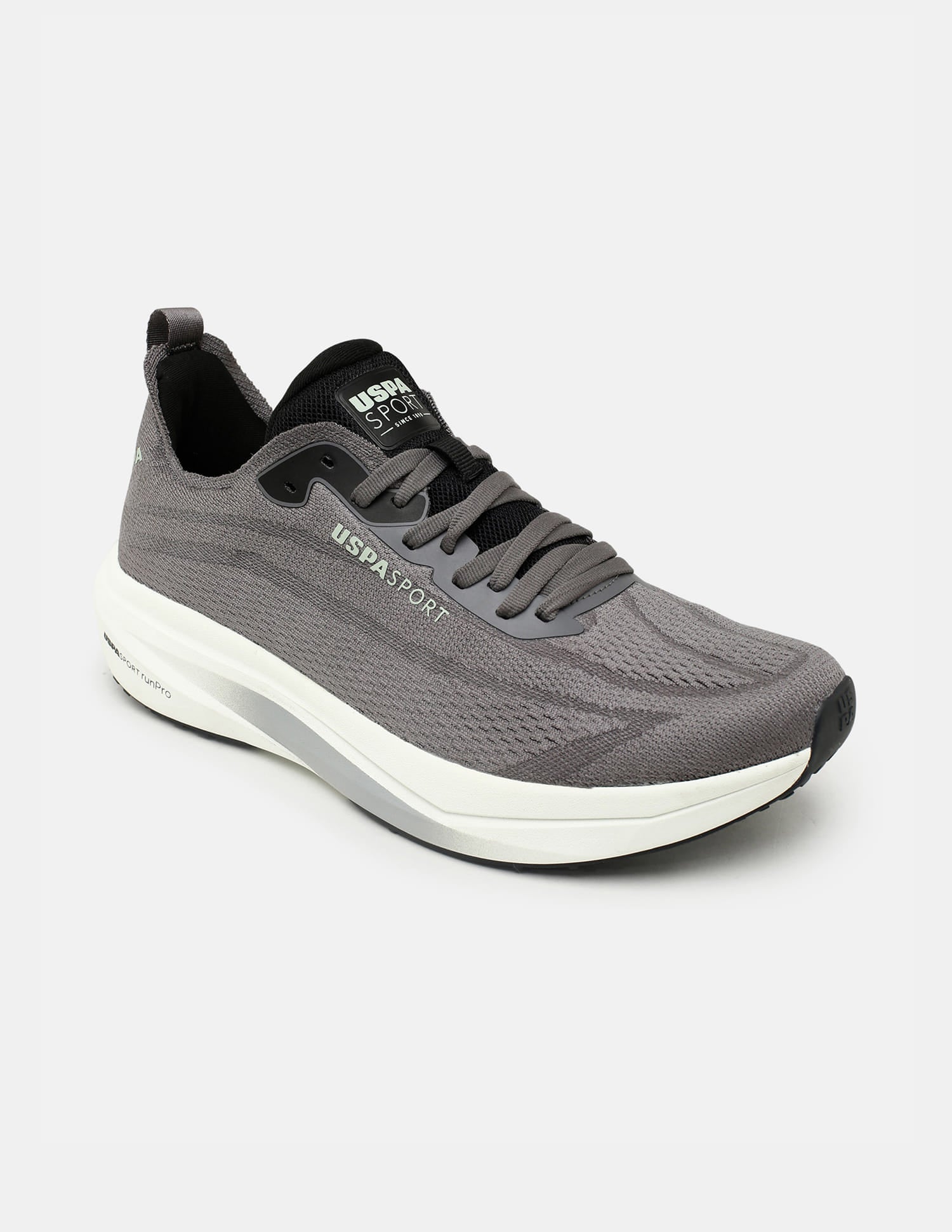 Field Pro 4 Lace-Ups Running Shoes