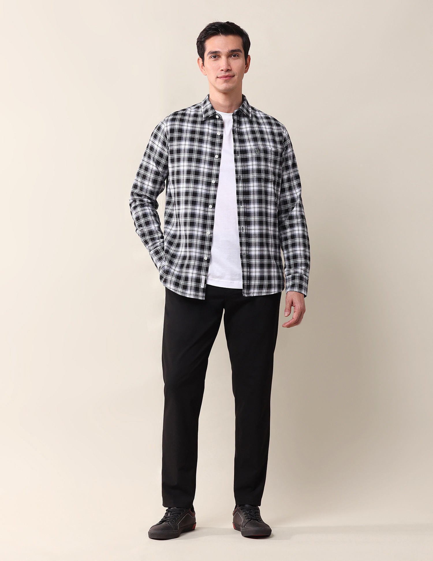 Tailored Fit Twill Checked Shirt Black - U.S. Polo Assn. India | Large