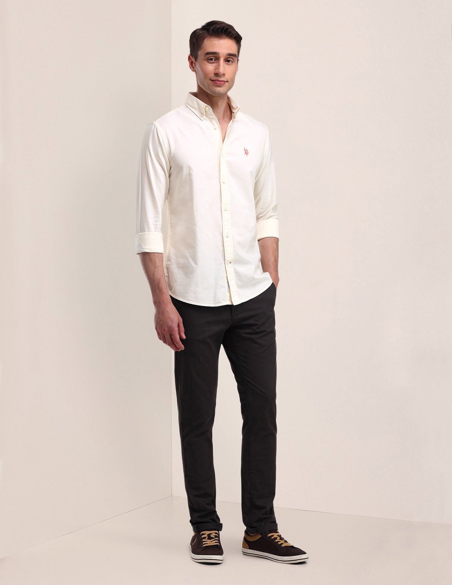 Tailored Fit Solid Shirt Off-White - U.S. POLO ASSN. | Large