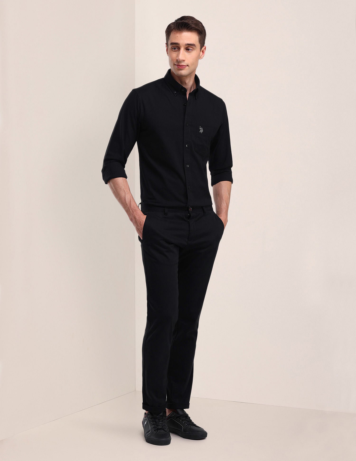 Tailored Fit Solid Shirt Black - U.S. Polo Assn. India | Large