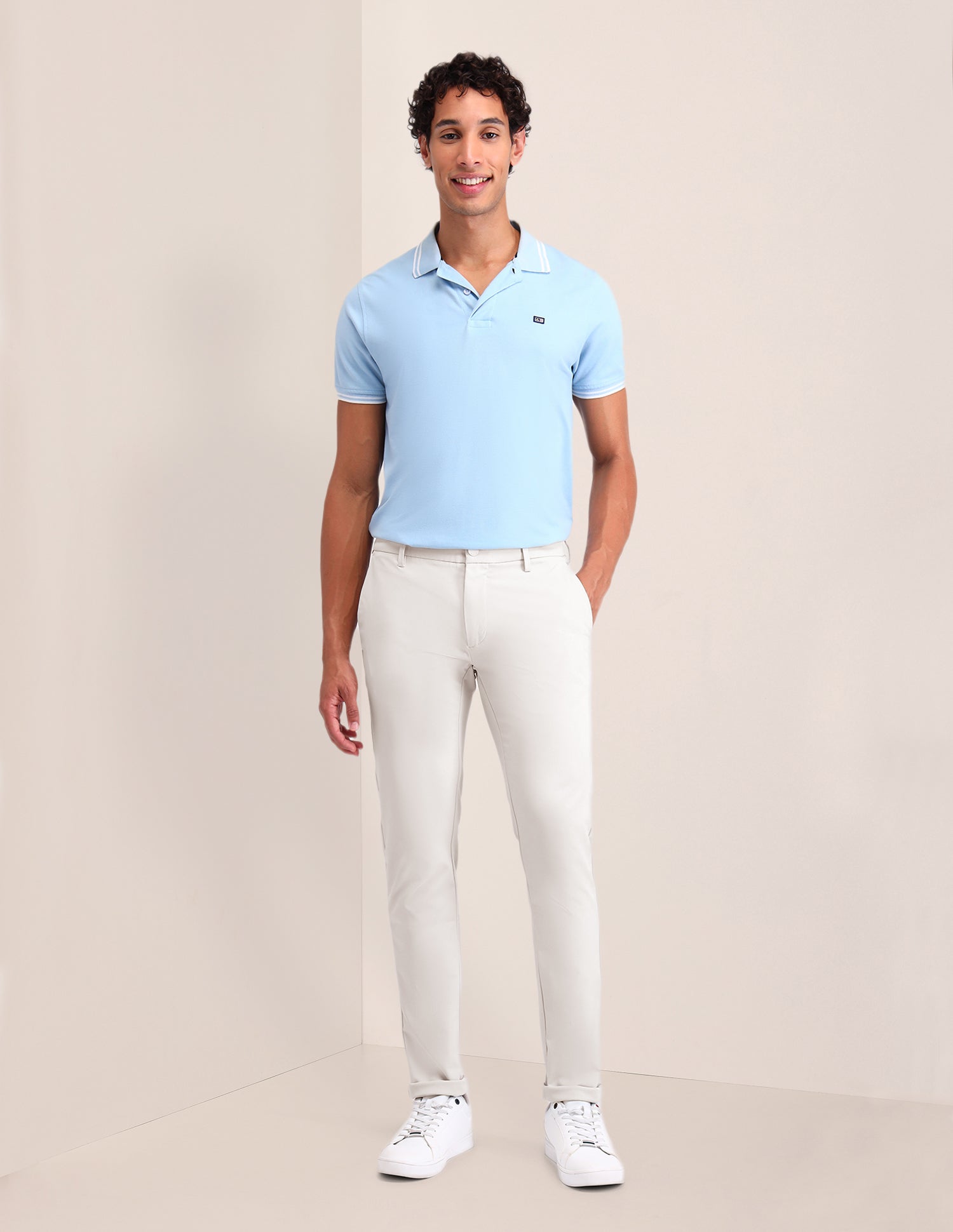Austin Slim Fit Solid Trousers Ecru - U.S. Polo Assn. India | Large