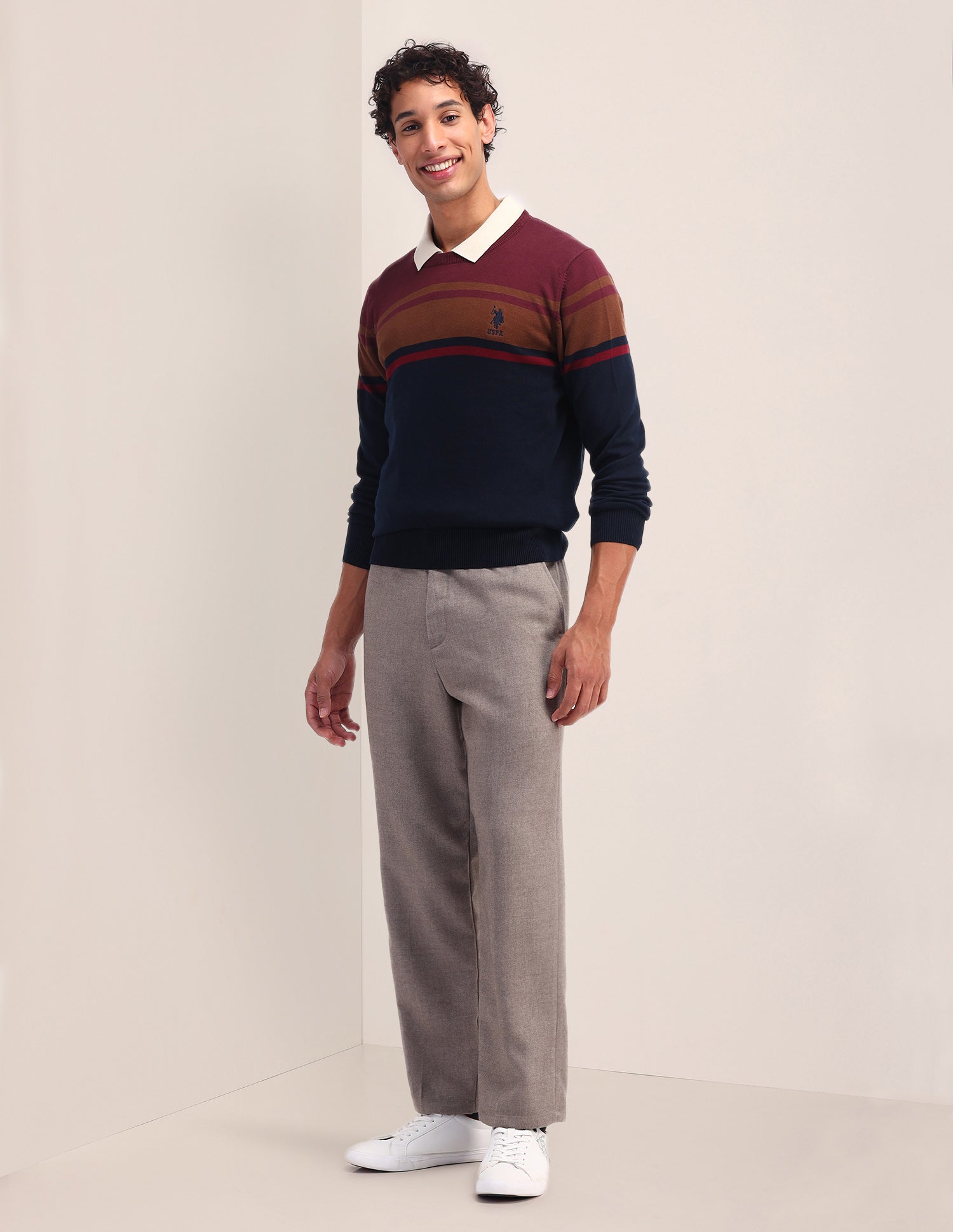 Colour blocked Regular Fit Sweater Dark Red - U.S. Polo Assn. India | Large