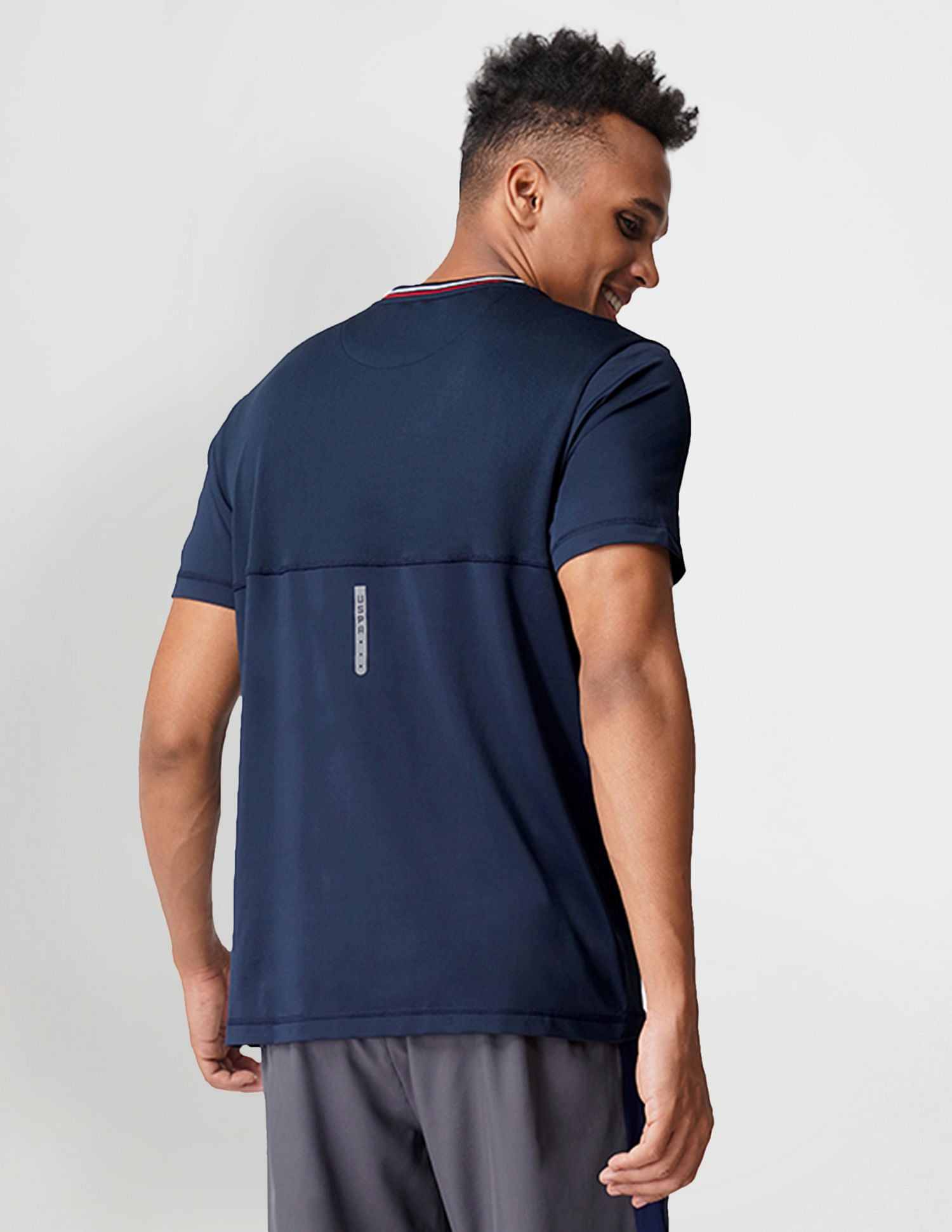 Reflective Logo Crew Neck I715 Lounge T-Shirt - Pack Of 1 Navy - U.S. POLO ASSN. | Large