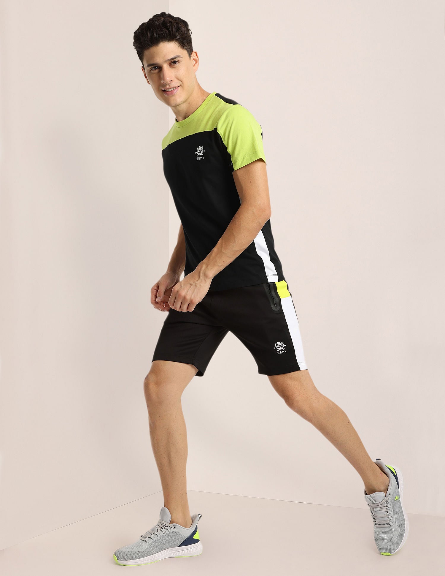 Colour Block Active T-Shirt Black - U.S. POLO ASSN. | Large