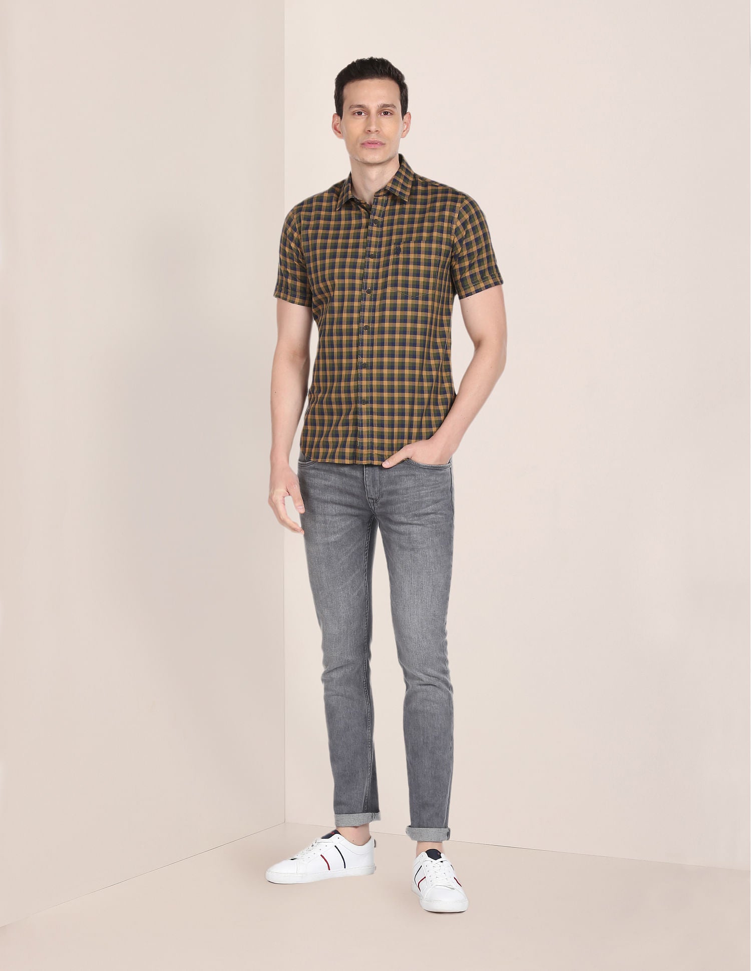 Cutaway Collar Cotton Casual Shirt Green, Brown and Blue - U.S. Polo Assn. India | Large