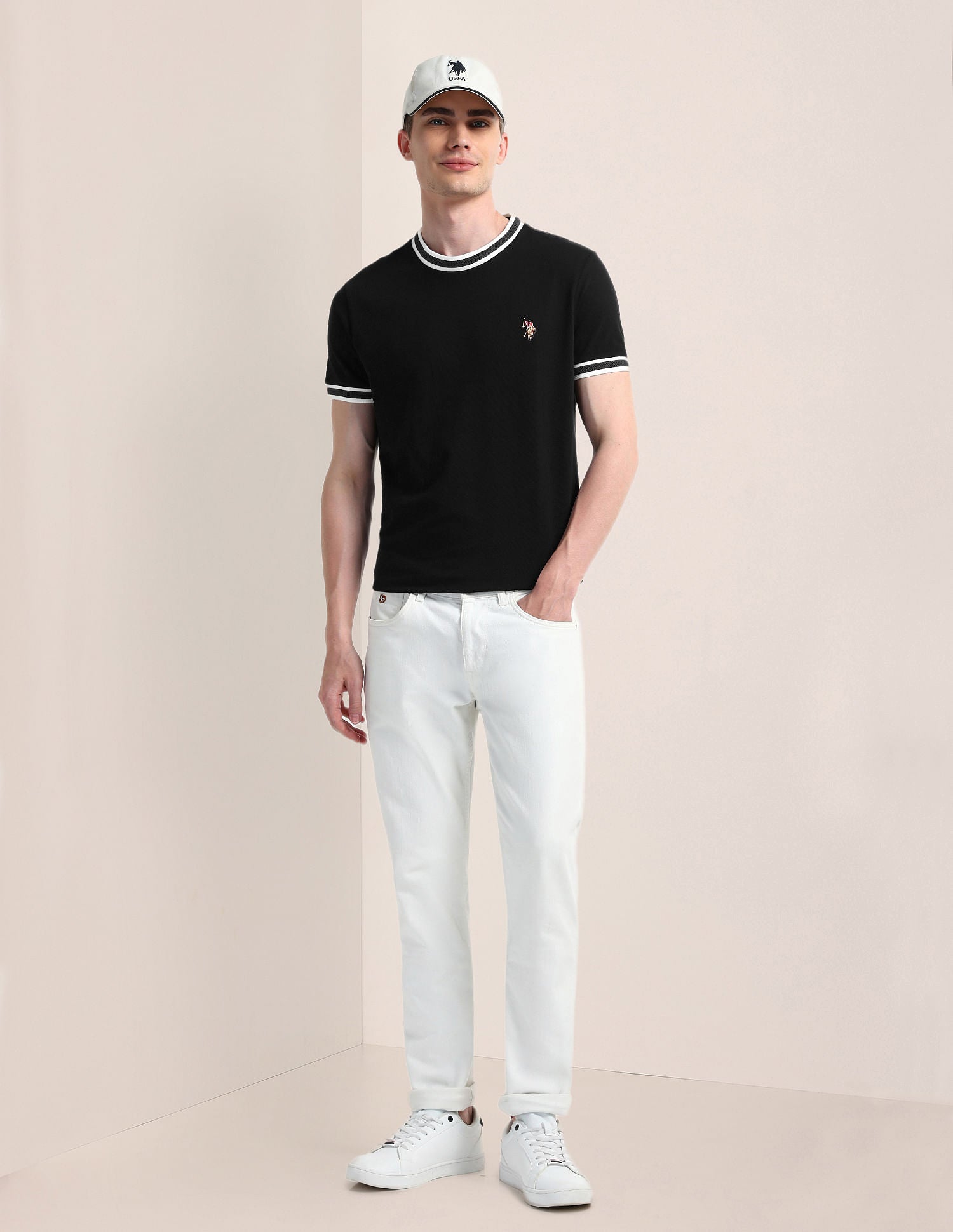 Muscle fit Cotton T-Shirt Black - U.S. POLO ASSN. | Large