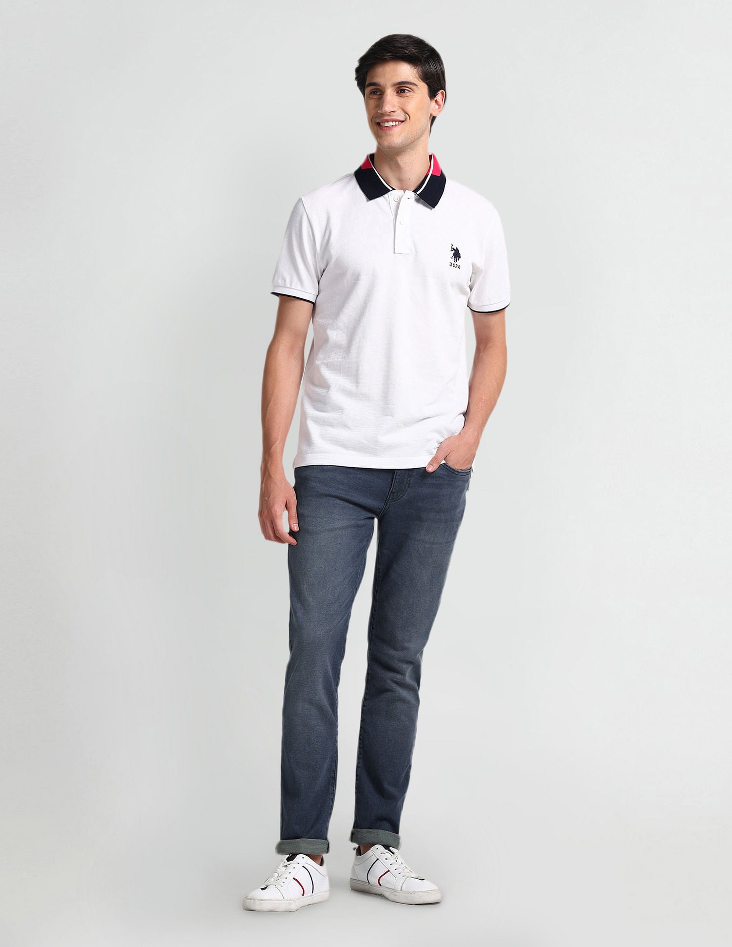 Brandon Slim Tapered Fit Blue Jeans Blue - U.S. Polo Assn. India | Large