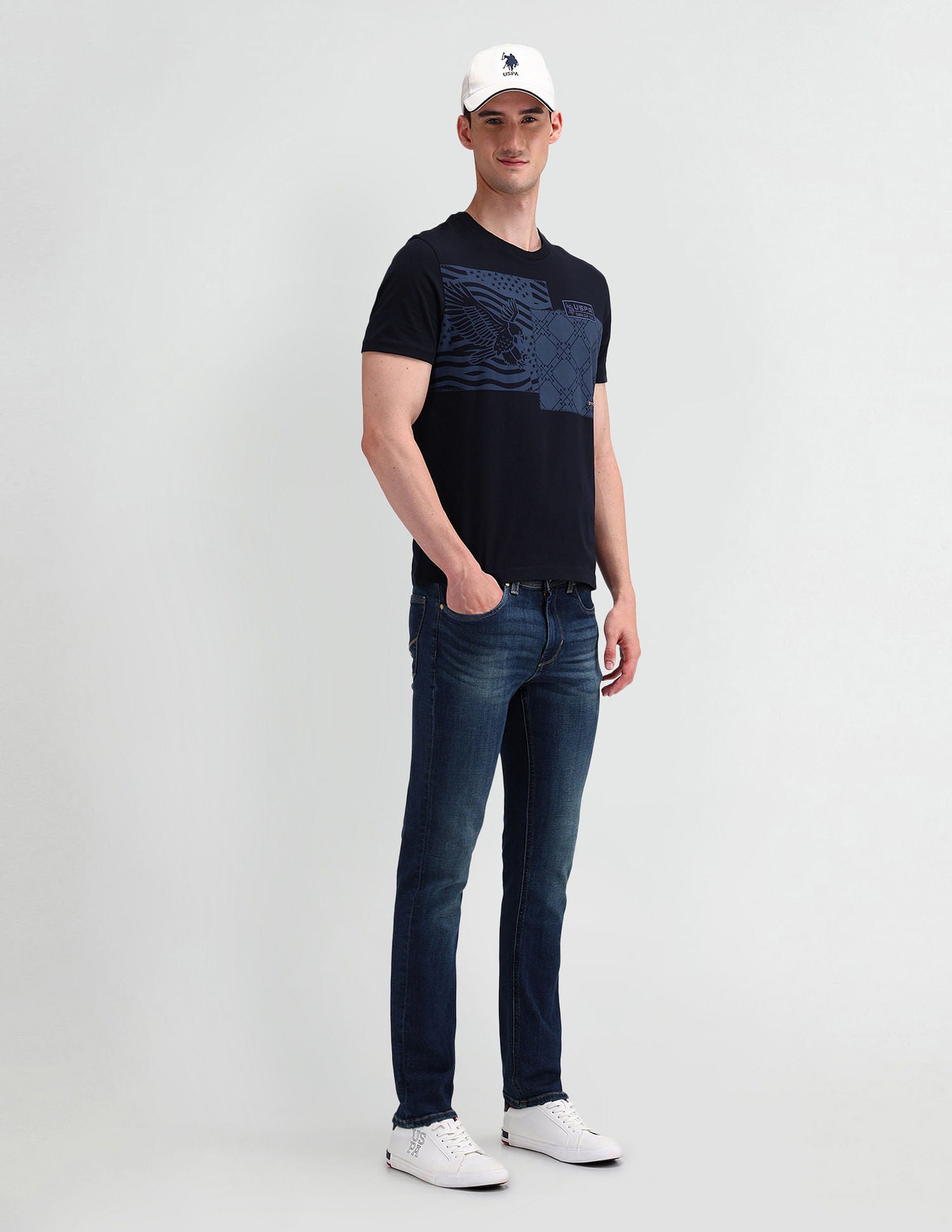 Muscle Fit Graphic T-Shirt Navy - U.S. Polo Assn. India | Large