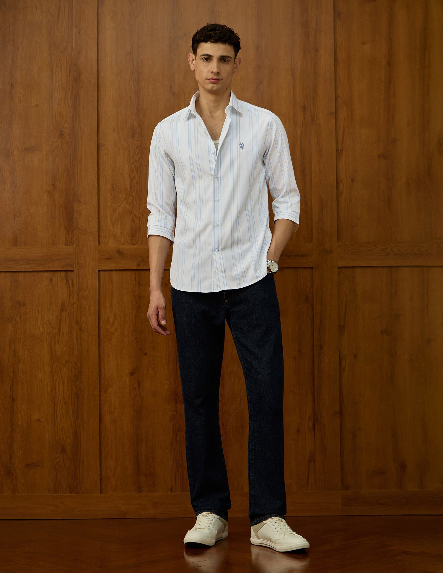 Poplin Varsity Theatre Shirt Light Blue - U.S. POLO ASSN. | Large