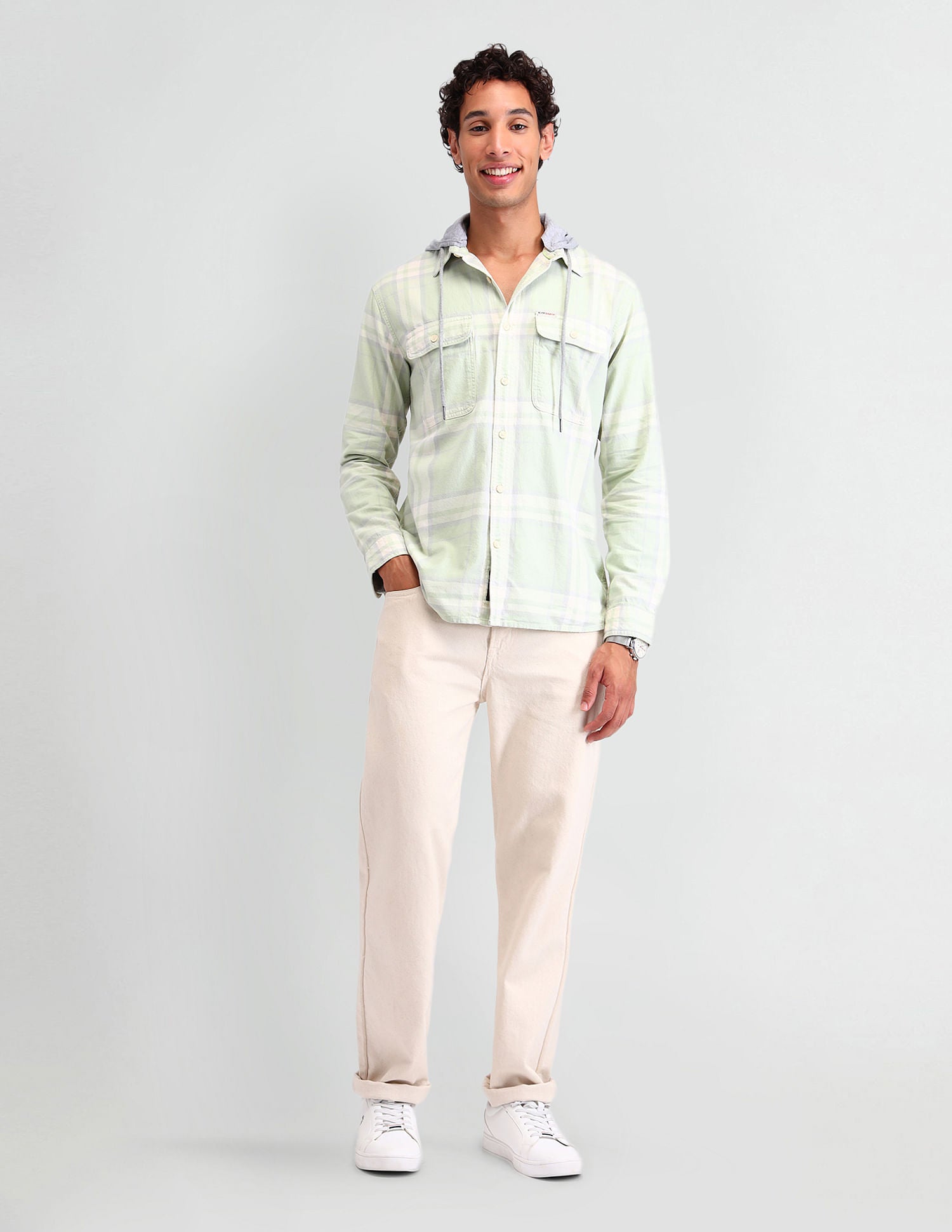 Manhattan Slim Fit Checked Shirt Light Green - U.S. Polo Assn. India | Large