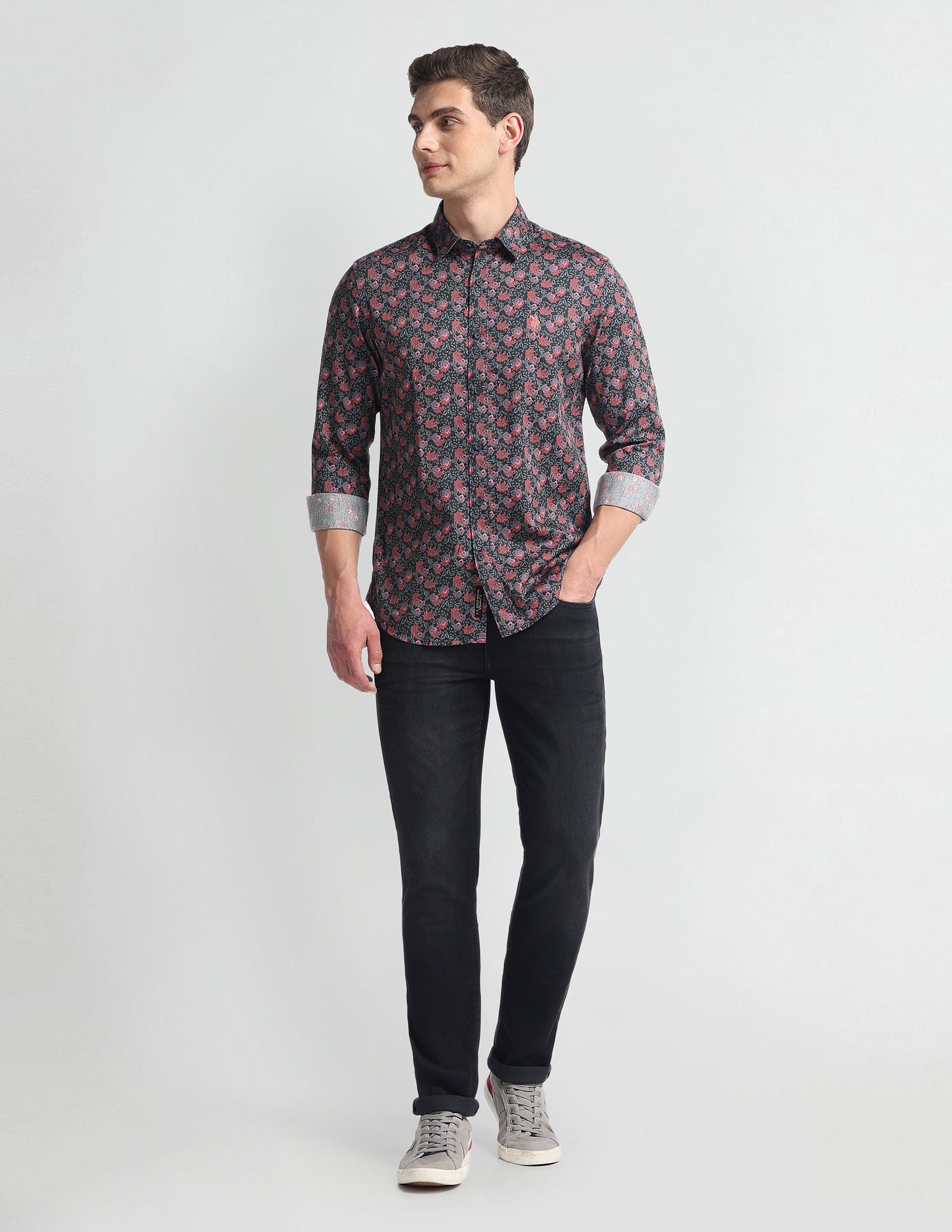 Floral Print Slim Shirt Red and Navy - U.S. Polo Assn. India | Large