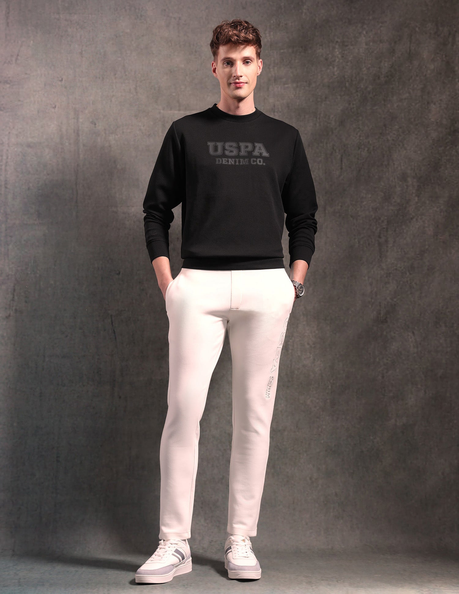 Black & Gold Regular Fit Sweatshirt Black - U.S. POLO ASSN. | Large