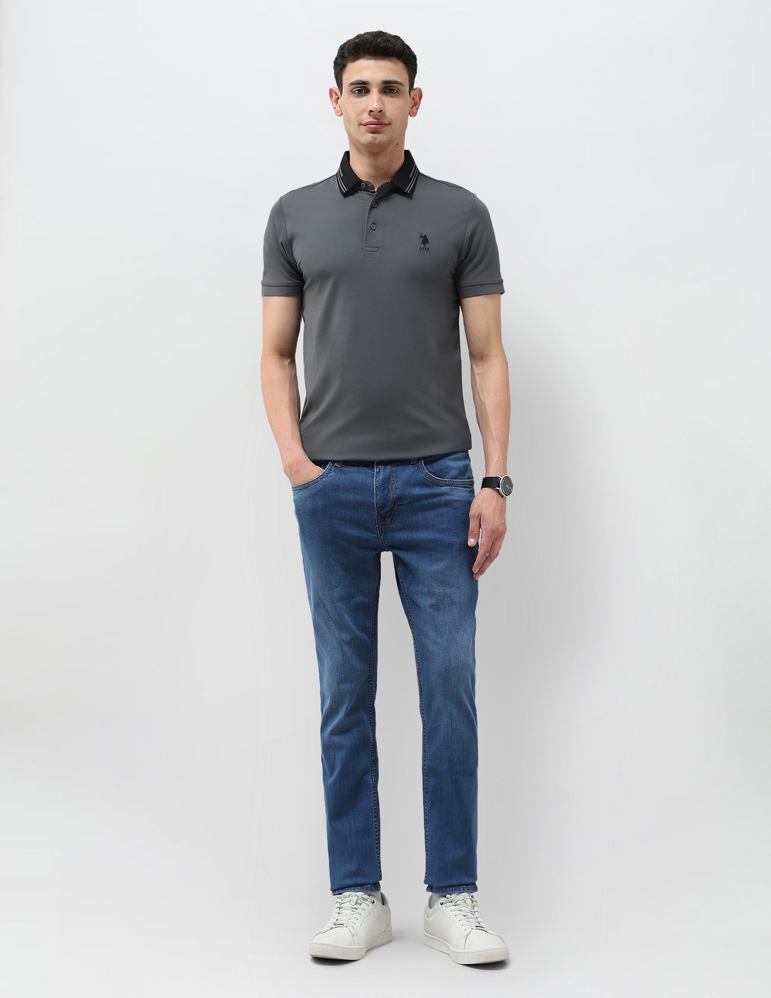 Brandon Slim Tapered Fit Blue Jeans Light Indigo - U.S. POLO ASSN. | Large