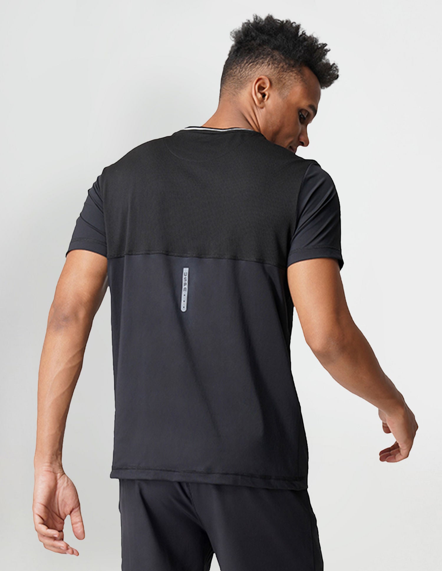 Reflective Logo Crew Neck I715 Lounge T-Shirt - Pack Of 1 Black - U.S. POLO ASSN. | Large