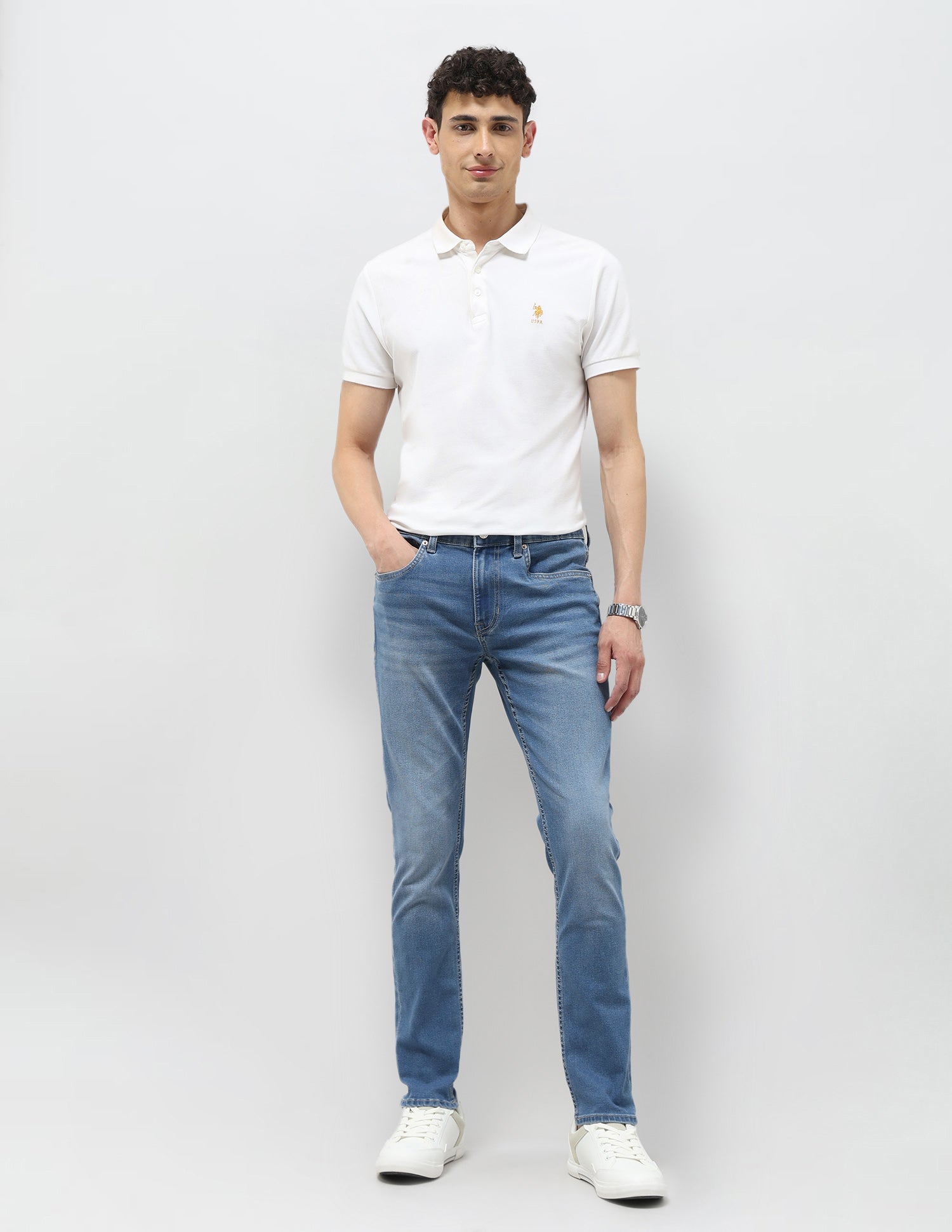 Brandon Slim Tapered Fit Blue Jeans Light Indigo - U.S. POLO ASSN. | Large