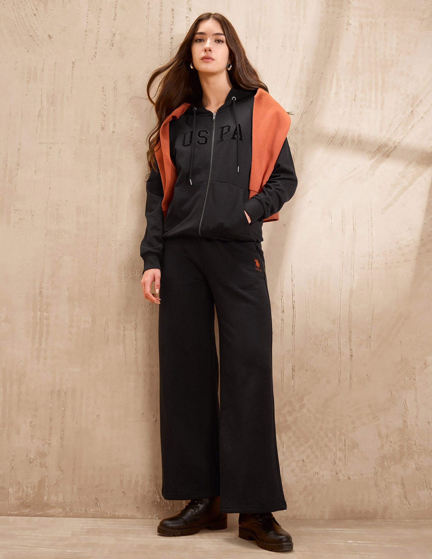 Solid Wide Leg Fit Trousers Black - U.S. Polo Assn. India | Large