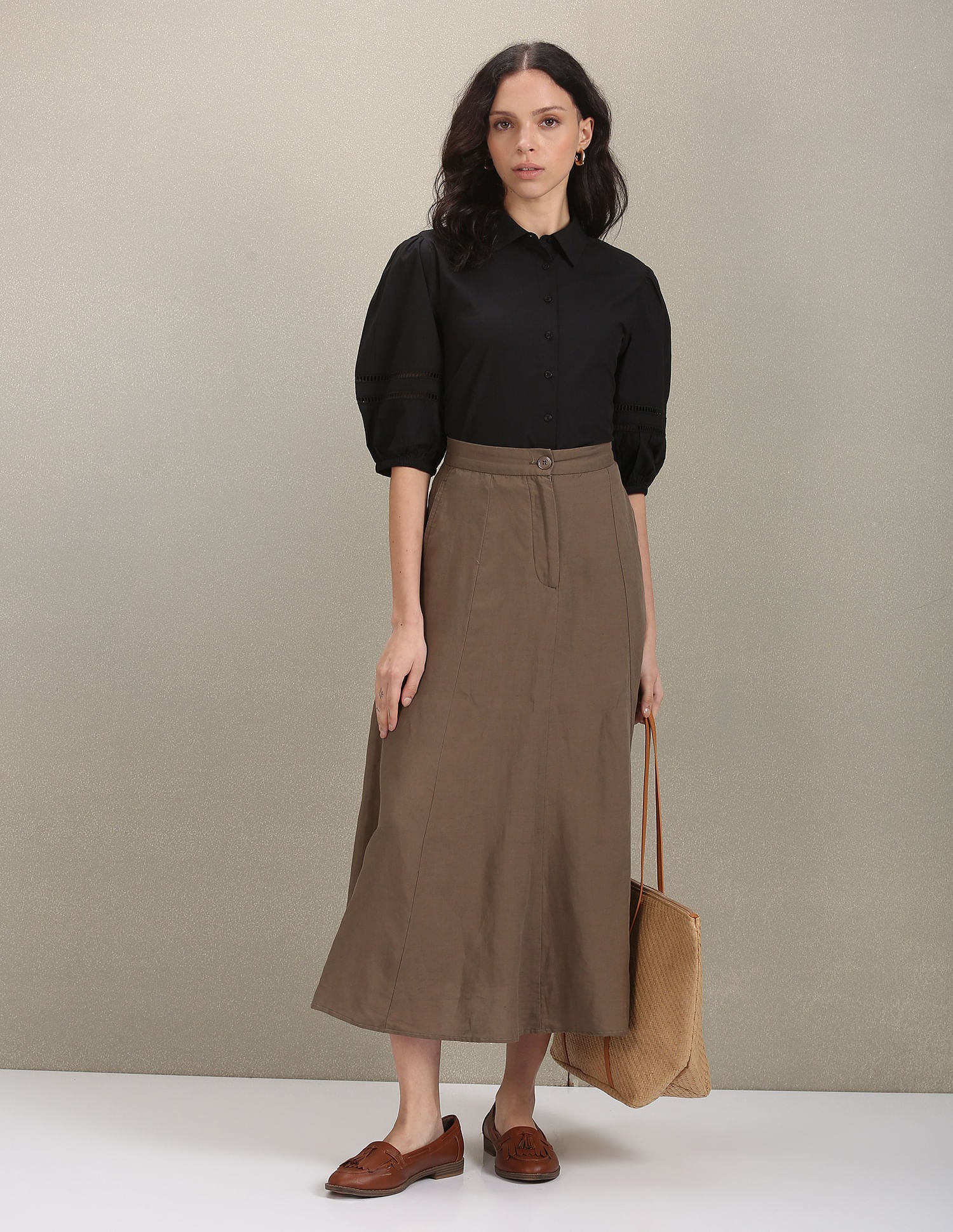 Spread Collar Solid Shirt Black - U.S. POLO ASSN. | Large