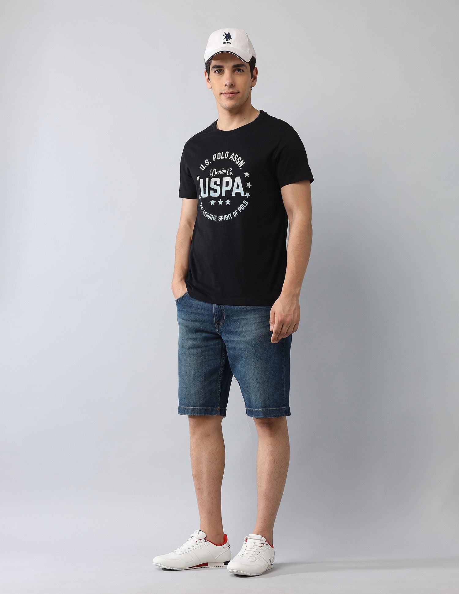 Muscle Fit Brand Printed T-Shirt Black - U.S. Polo Assn. India | Large