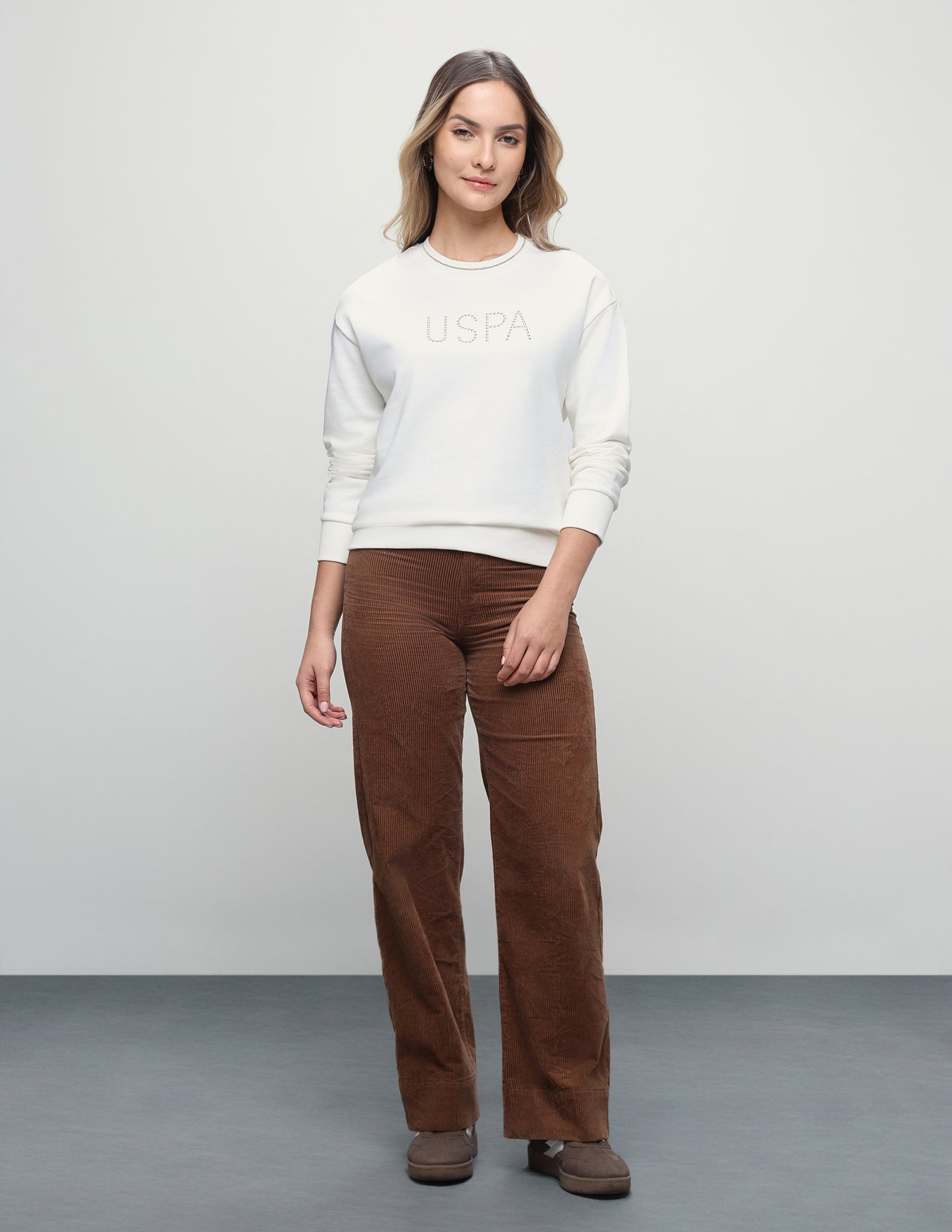 Brand Embellished Relaxed Fit Sweatshirt Off White - U.S. Polo Assn. India | Large
