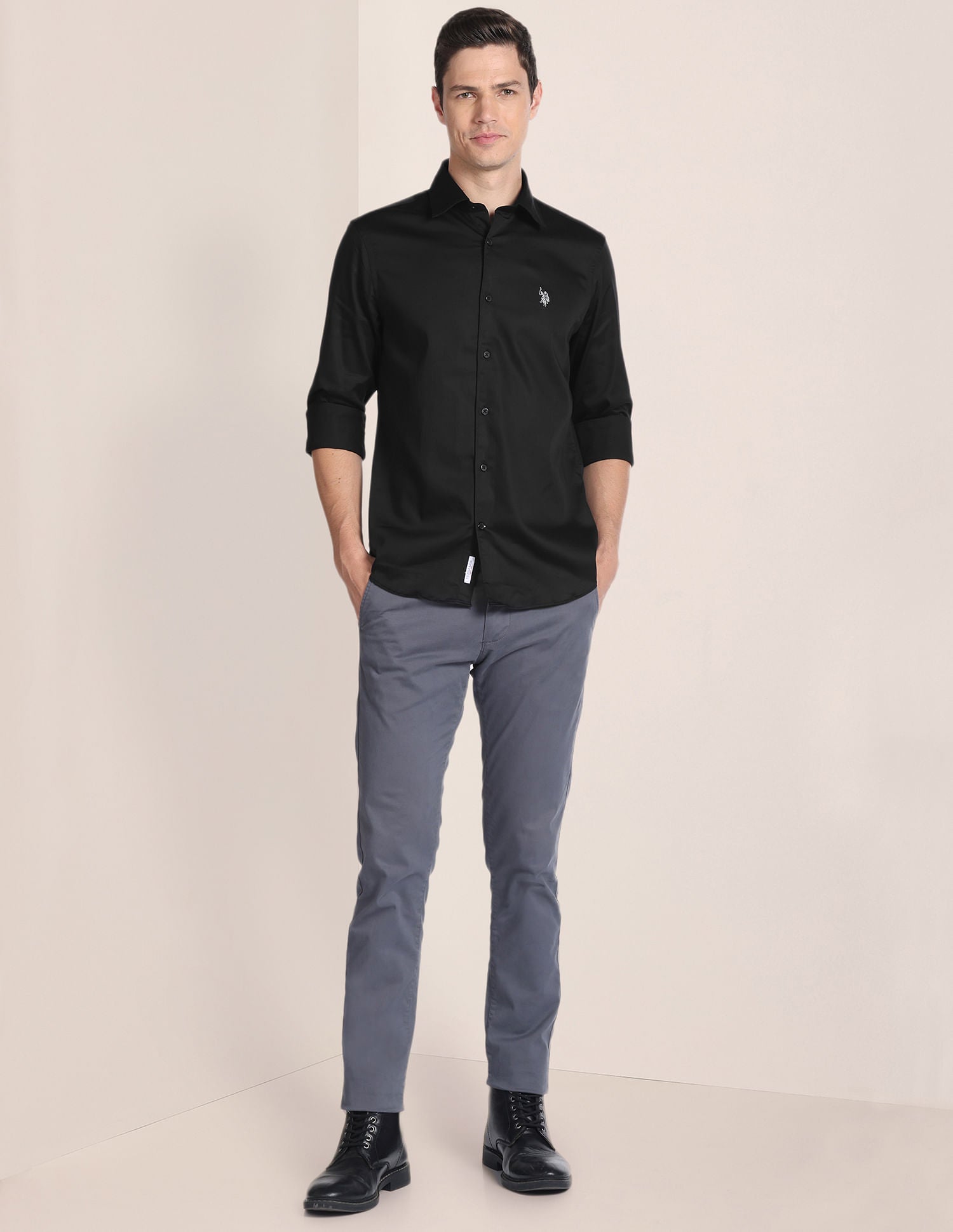 Cutaway Collar Solid Shirt Black - U.S. POLO ASSN. | Large
