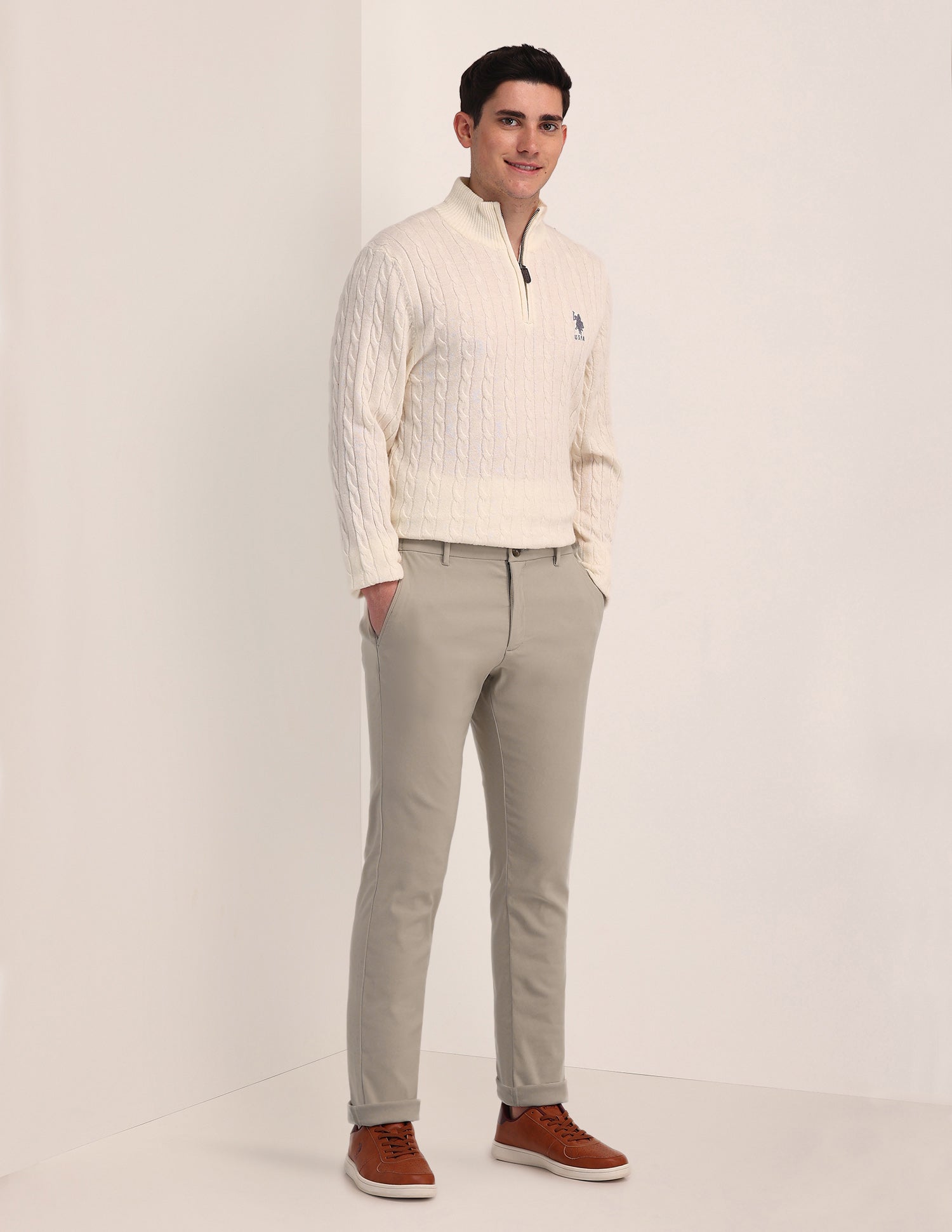 Austin Slim Fit Techverse Trousers Beige - U.S. Polo Assn. India | Large