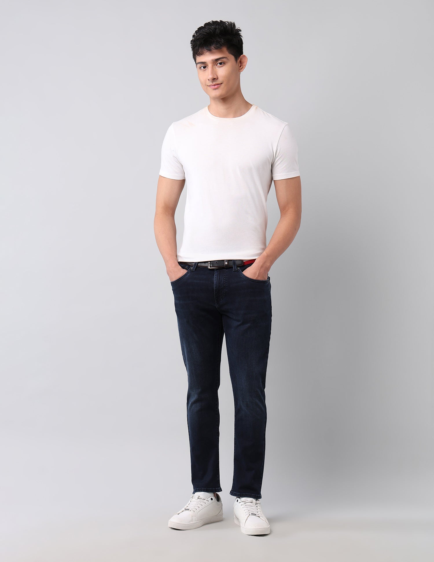 Henry Tapered Fit Blue Jeans Dark Wash - U.S. Polo Assn. India | Large