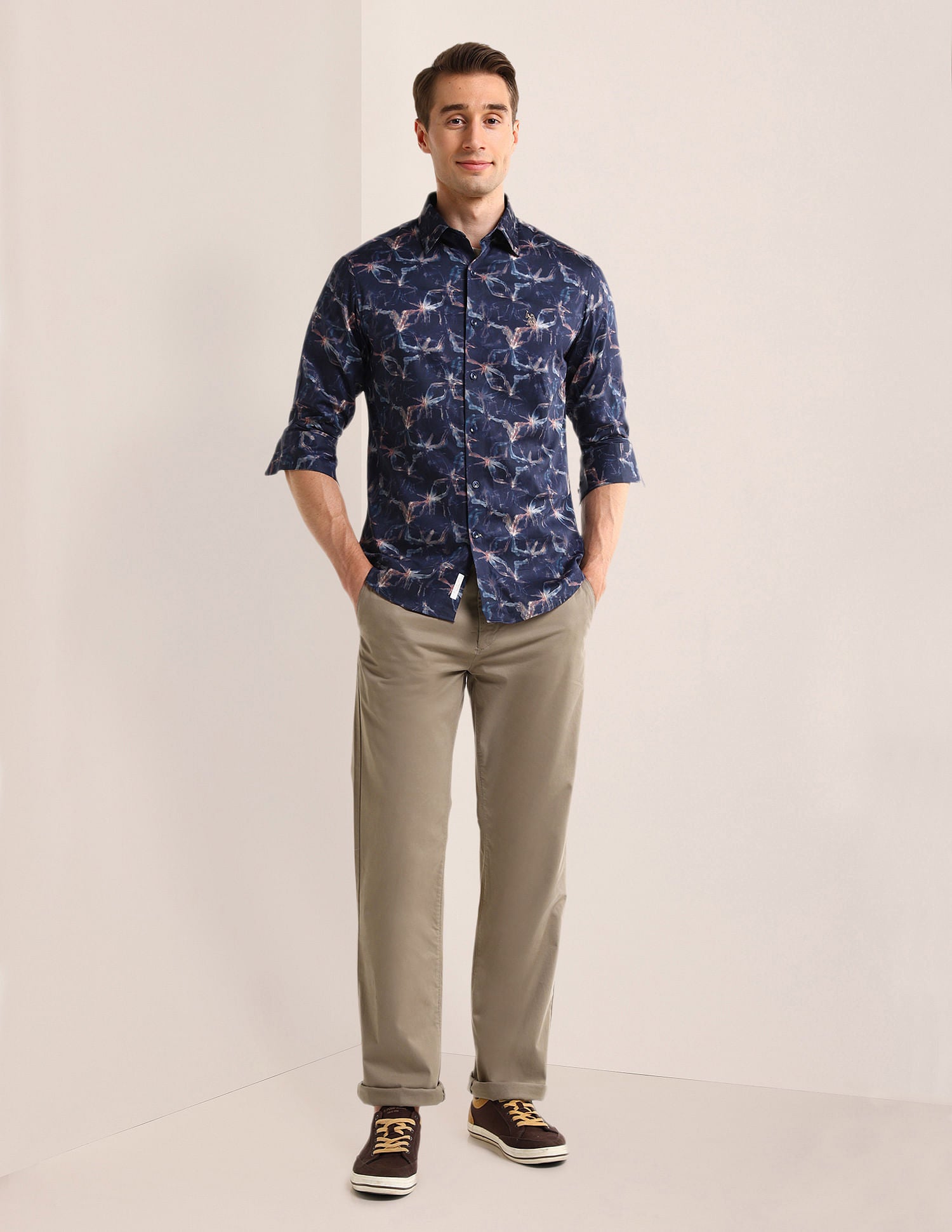 Riley Slim Fit Solid Trousers Taupe - U.S. Polo Assn. India | Large